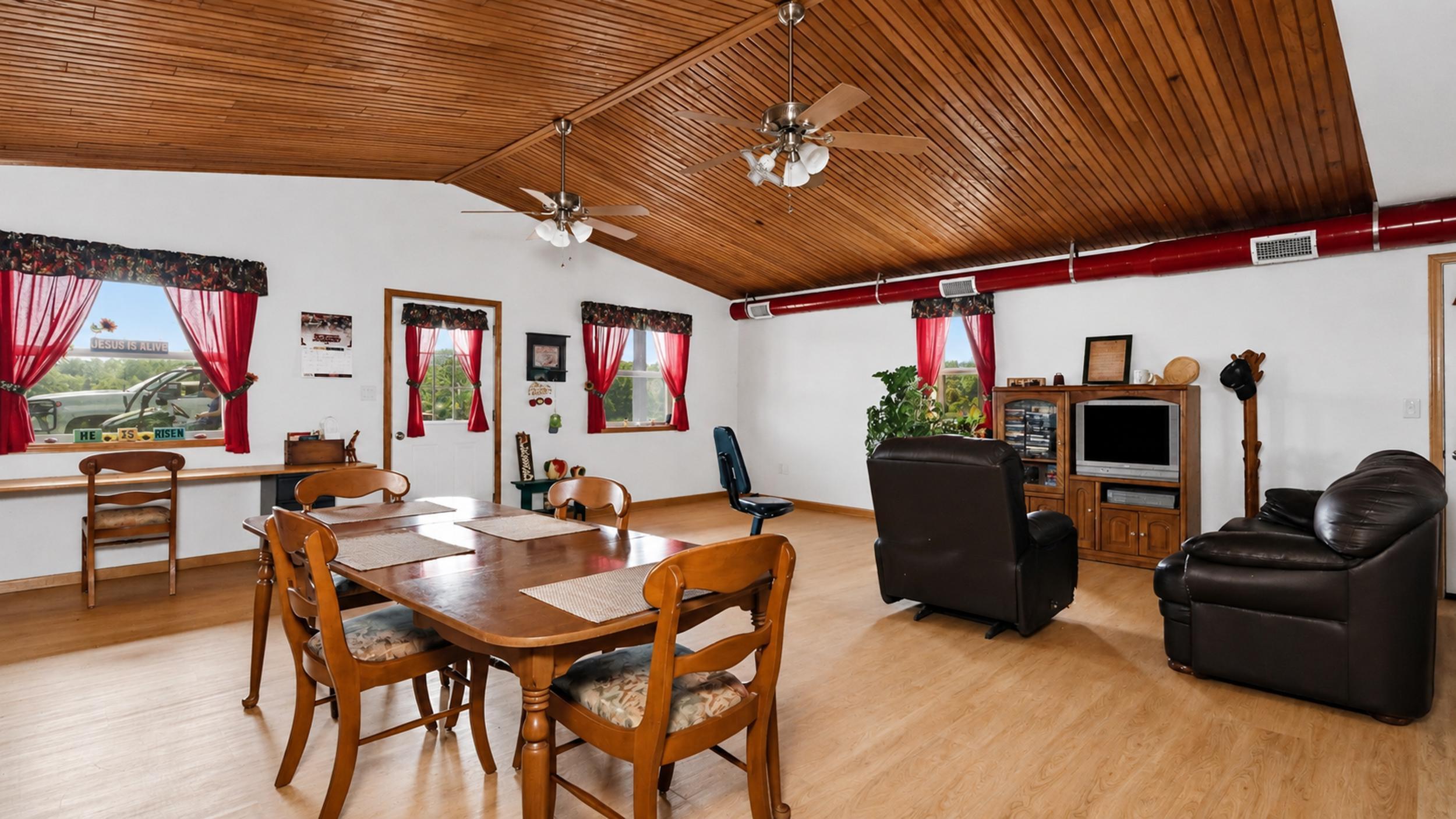main property photo 19