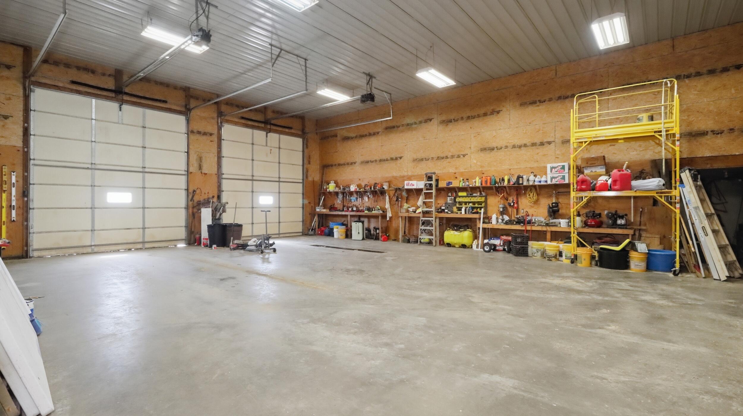 main property photo 50
