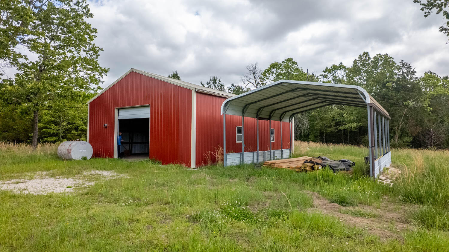 main property photo 12