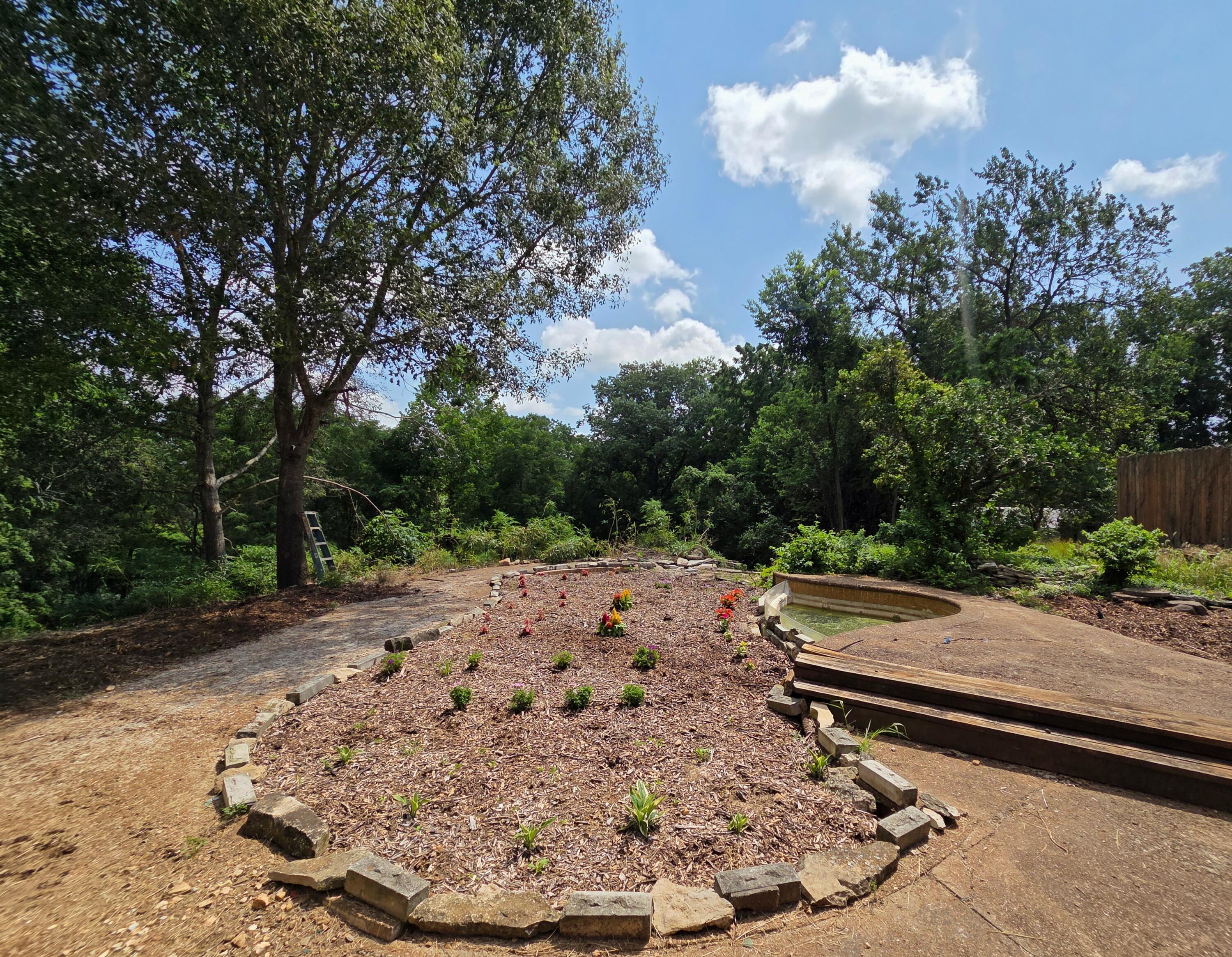 main property photo 173