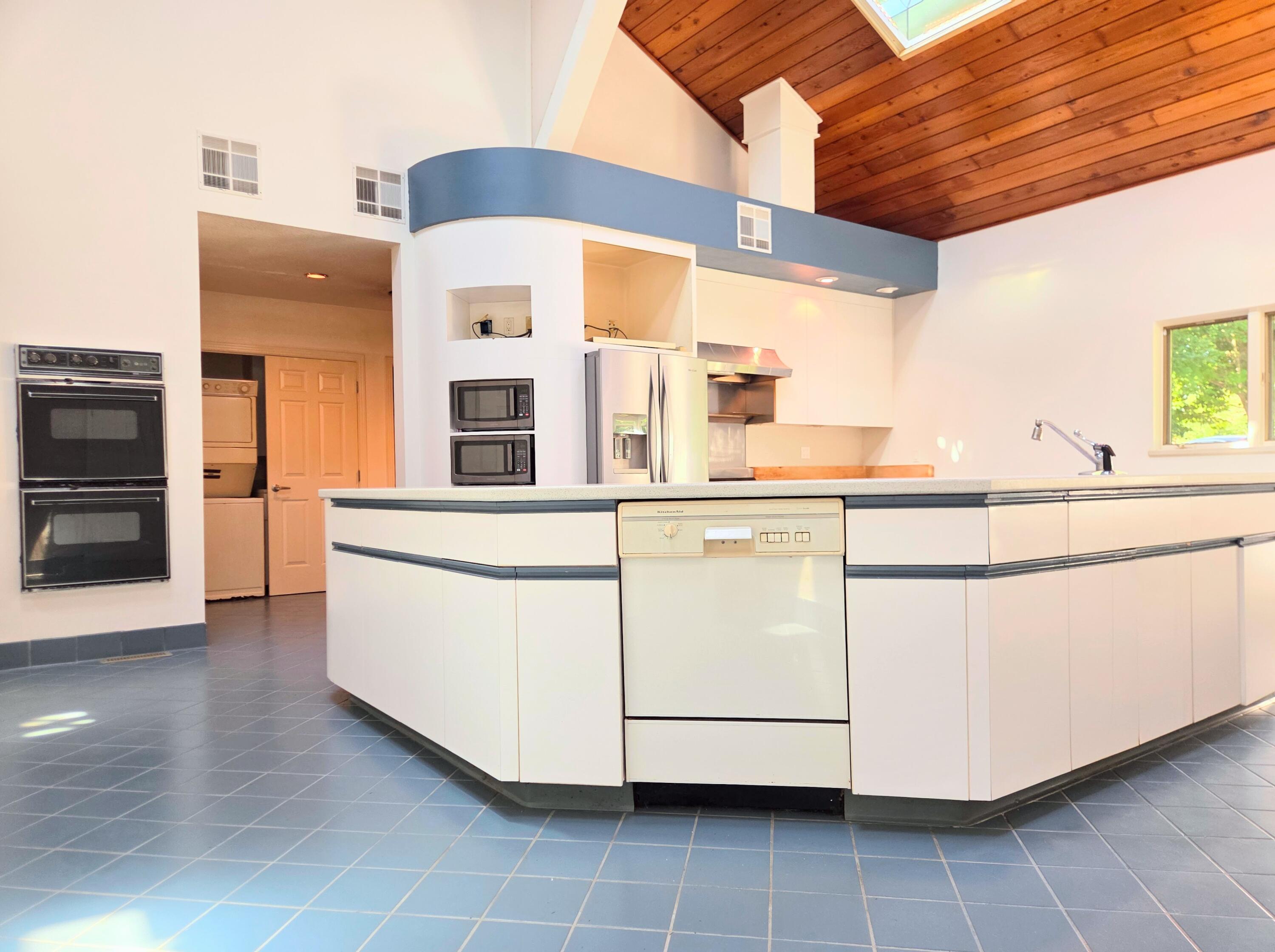 main property photo 71