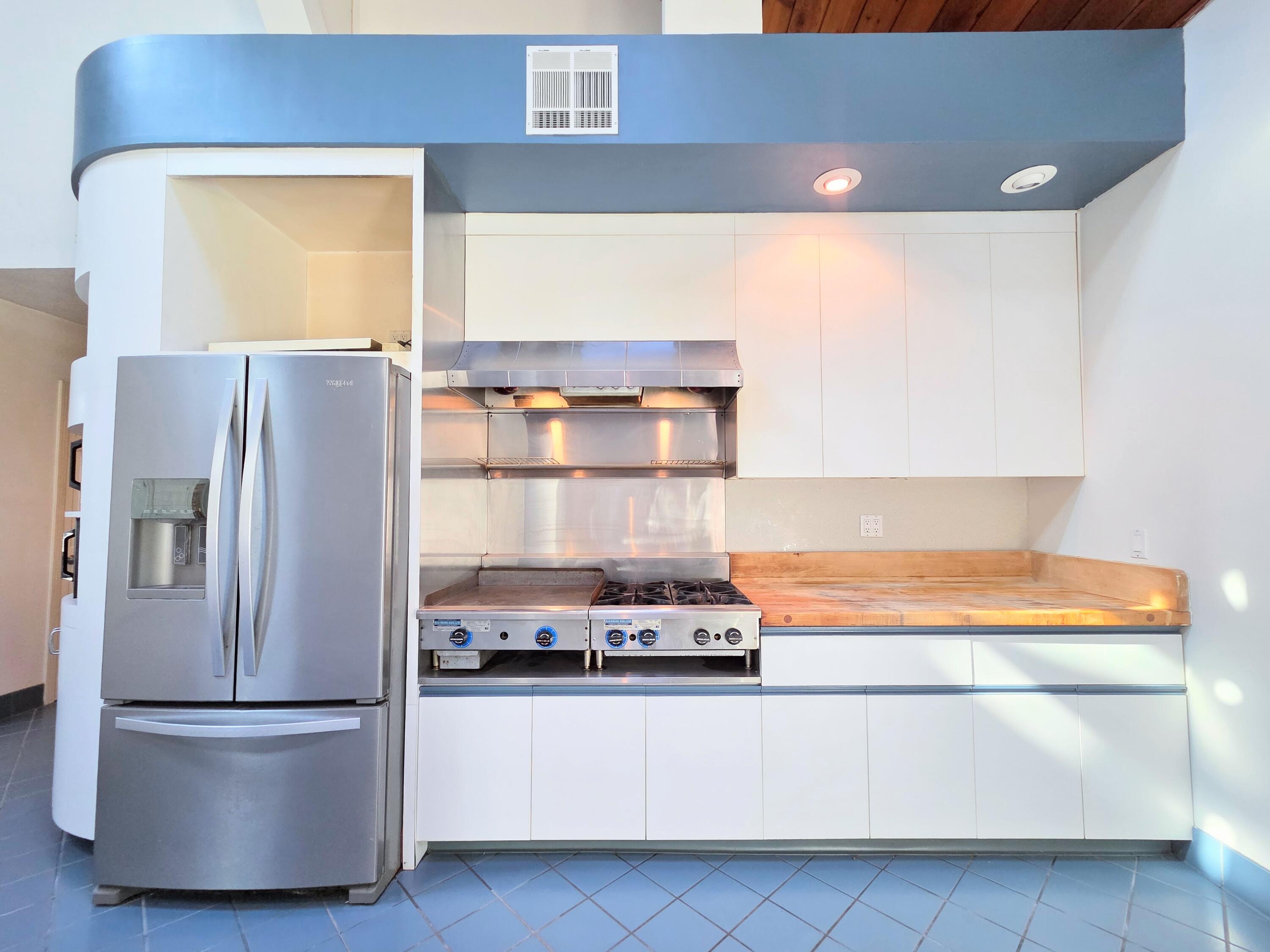 main property photo 79