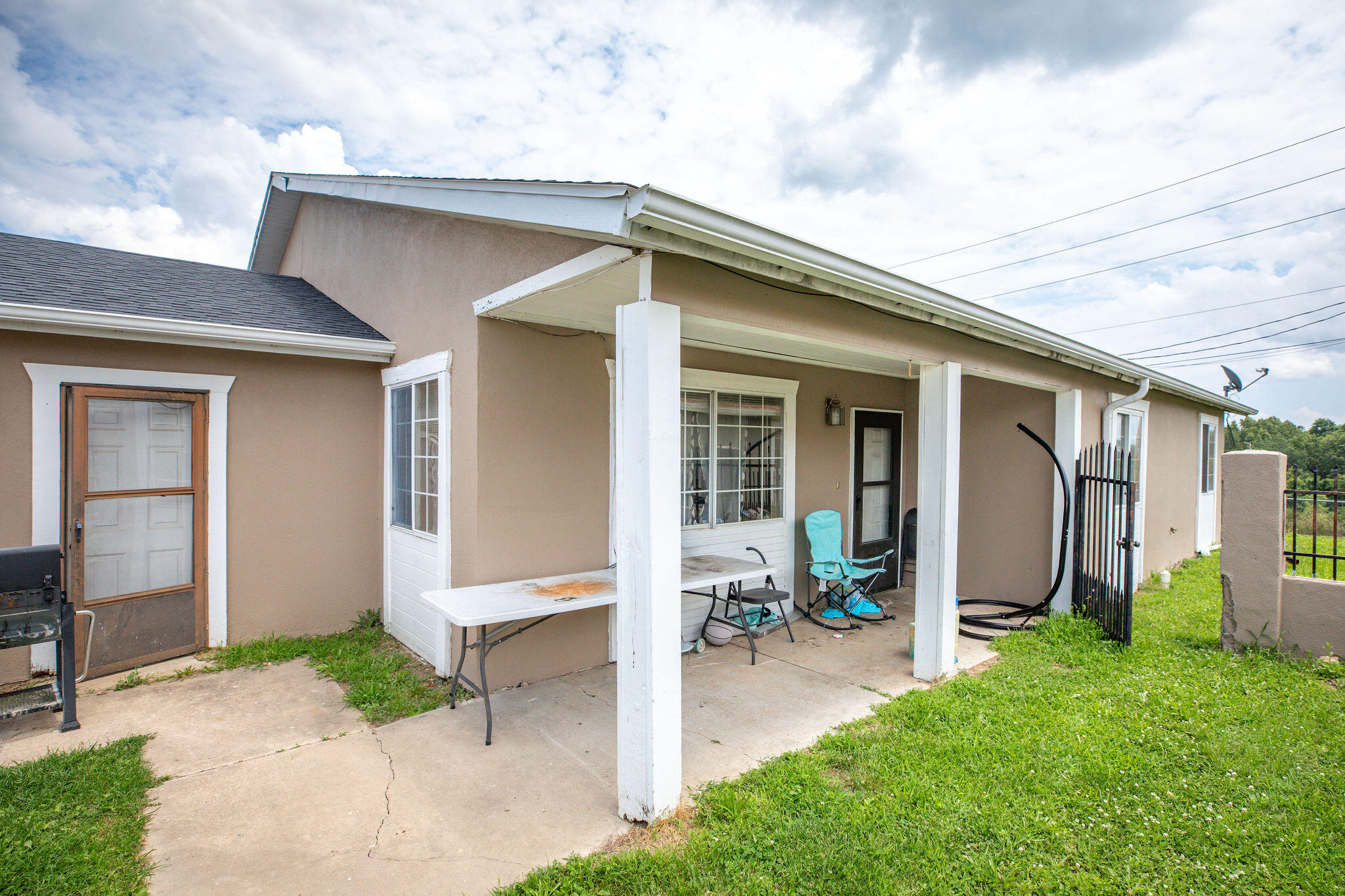 main property photo 14