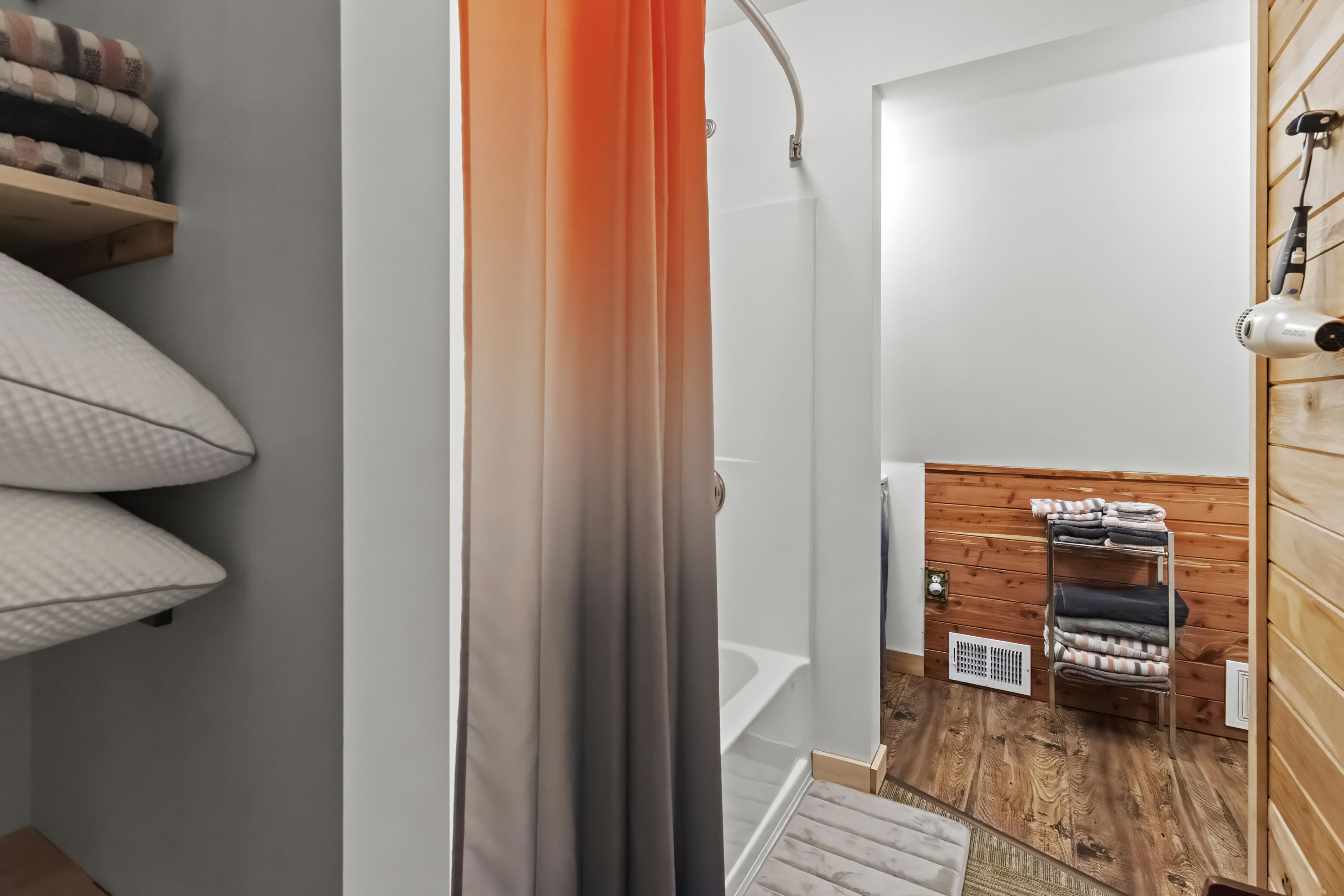 main property photo 74