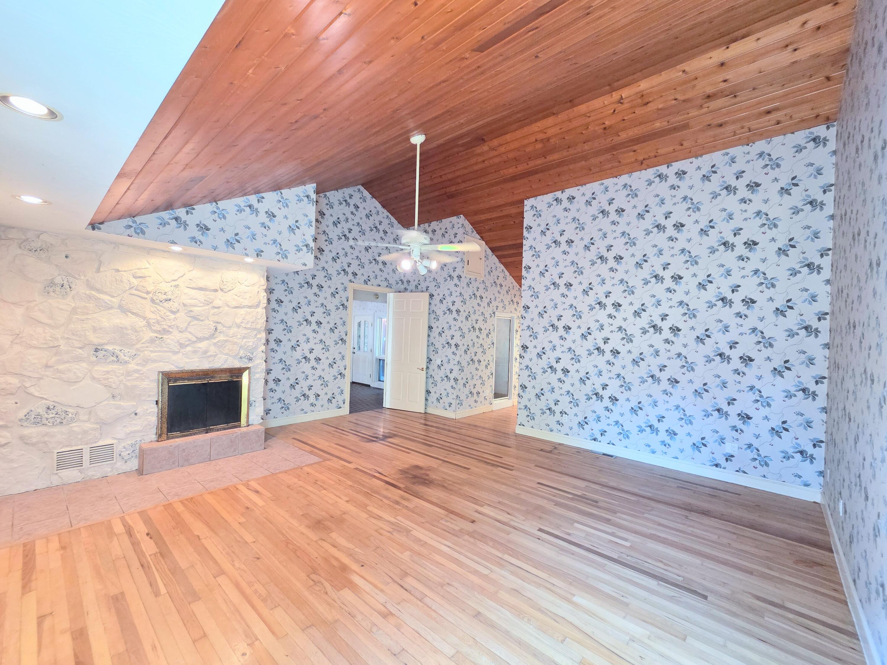 main property photo 114