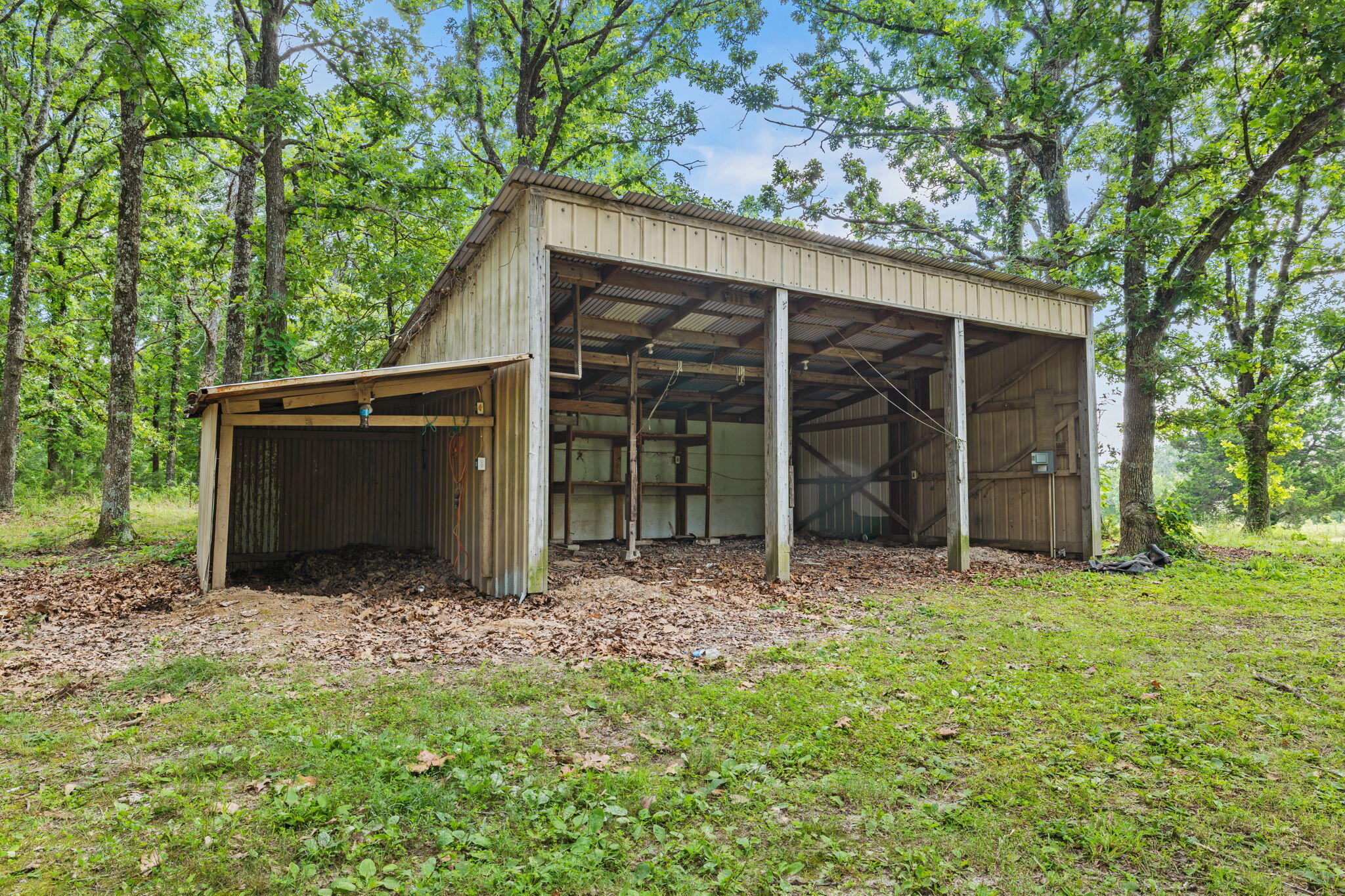 main property photo 33