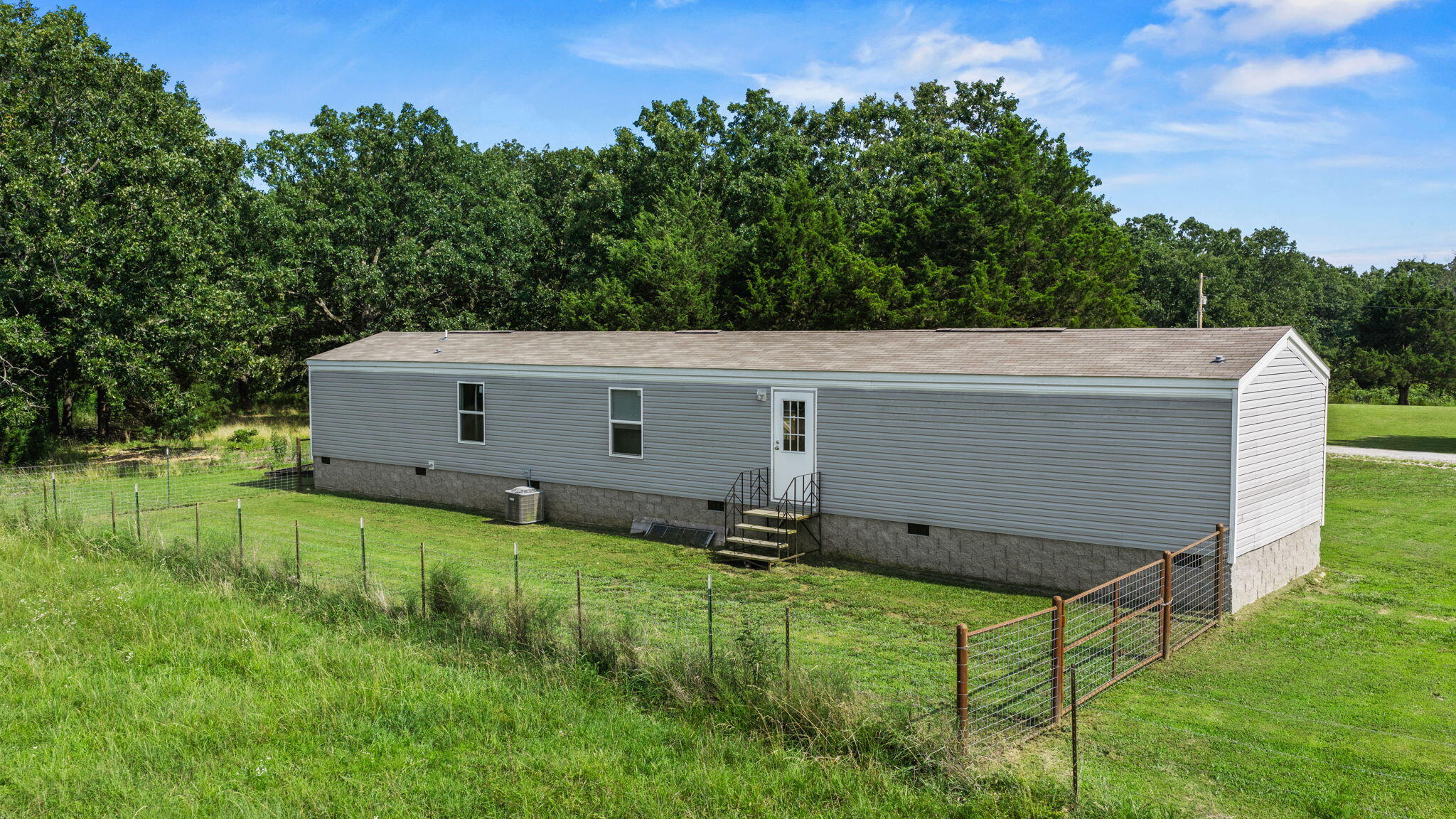 main property photo 63