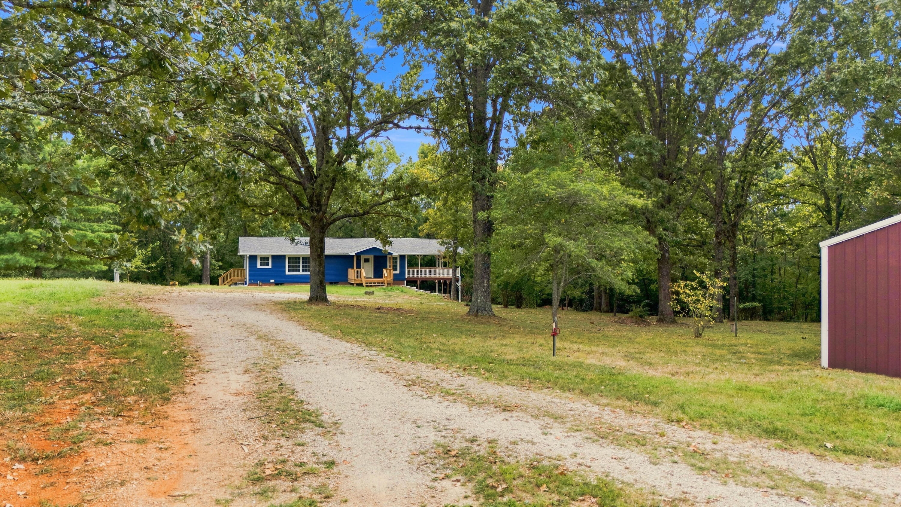 main property photo 4
