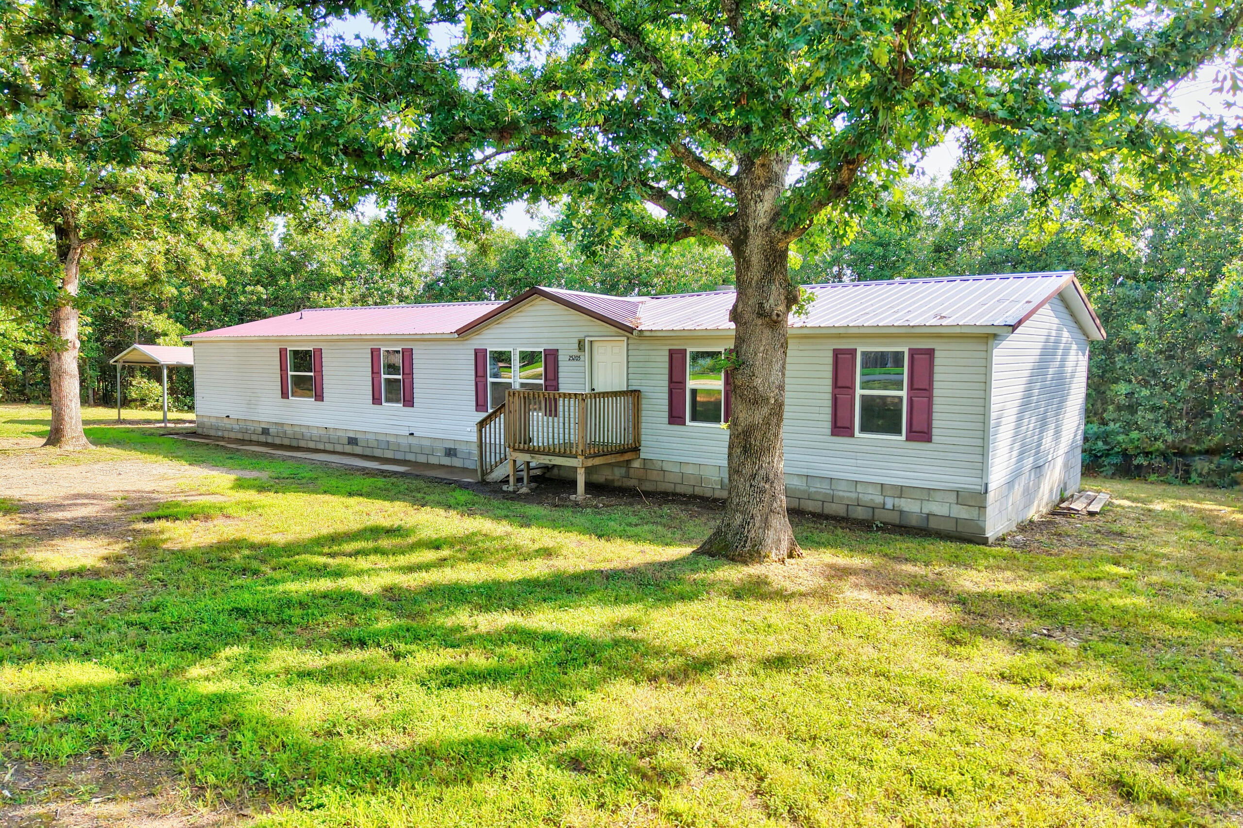 main property photo 7