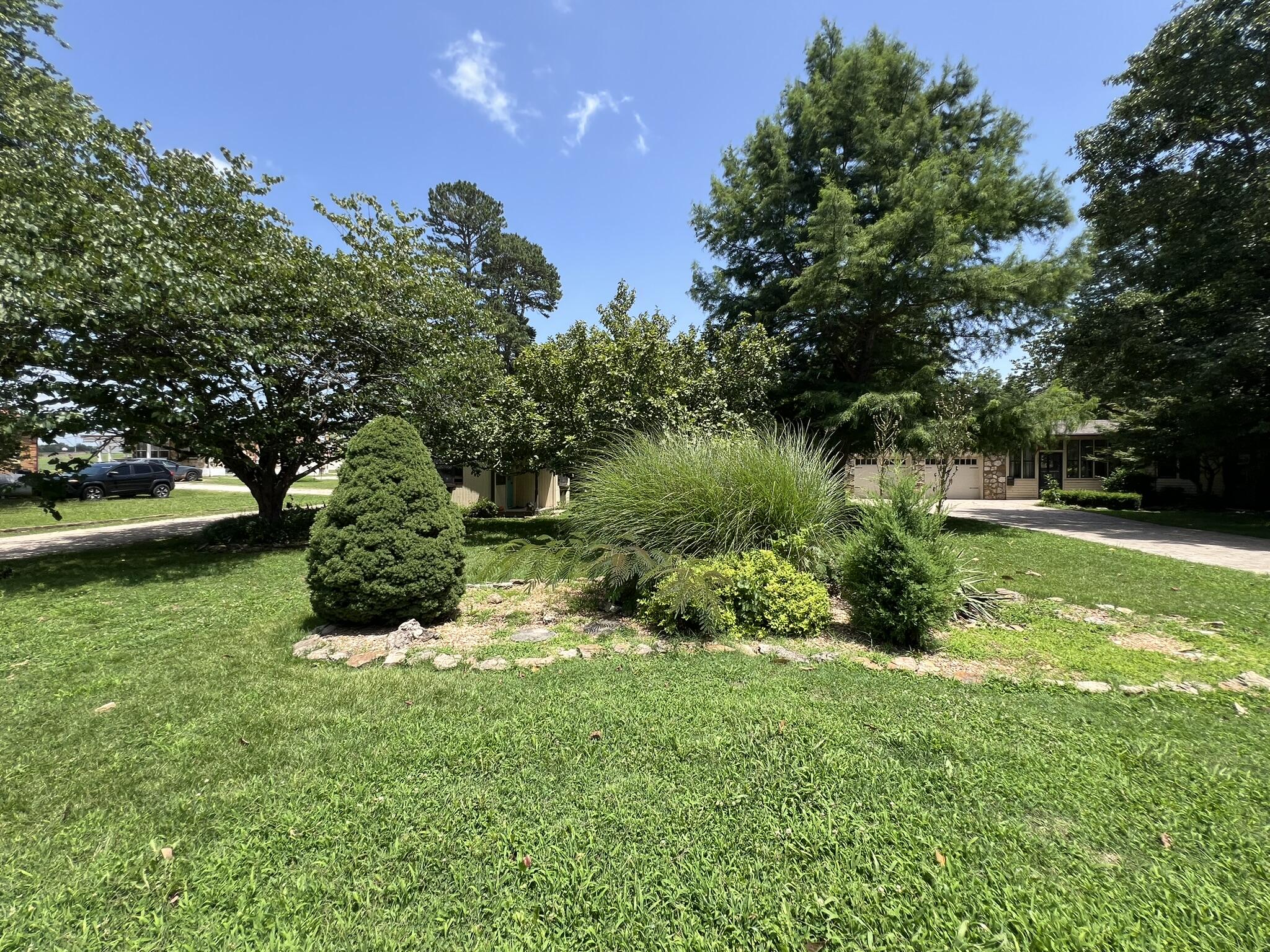 main property photo 60