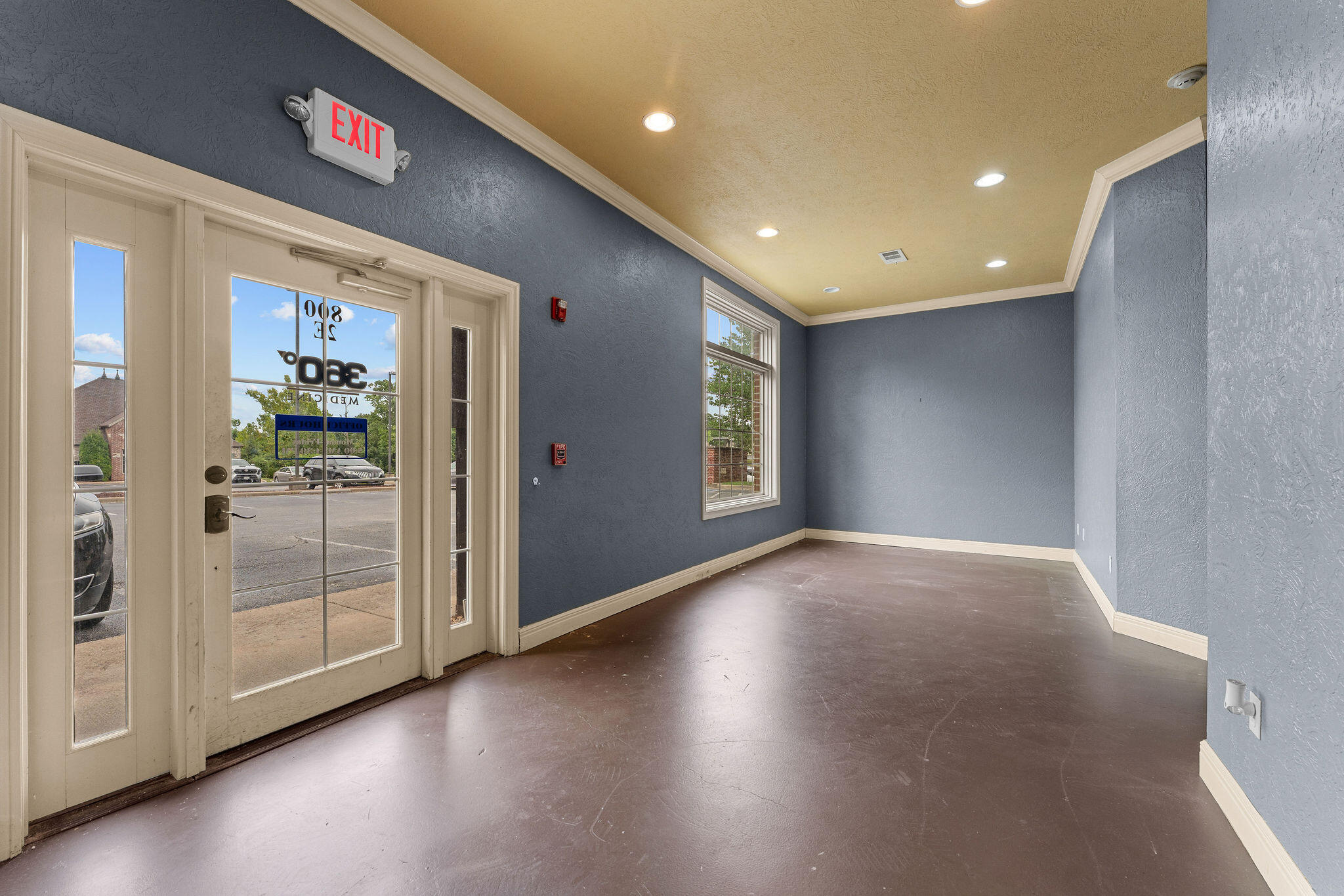 main property photo 4