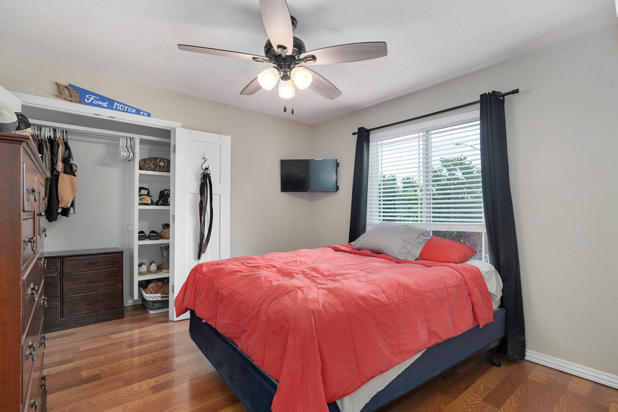 main property photo 22