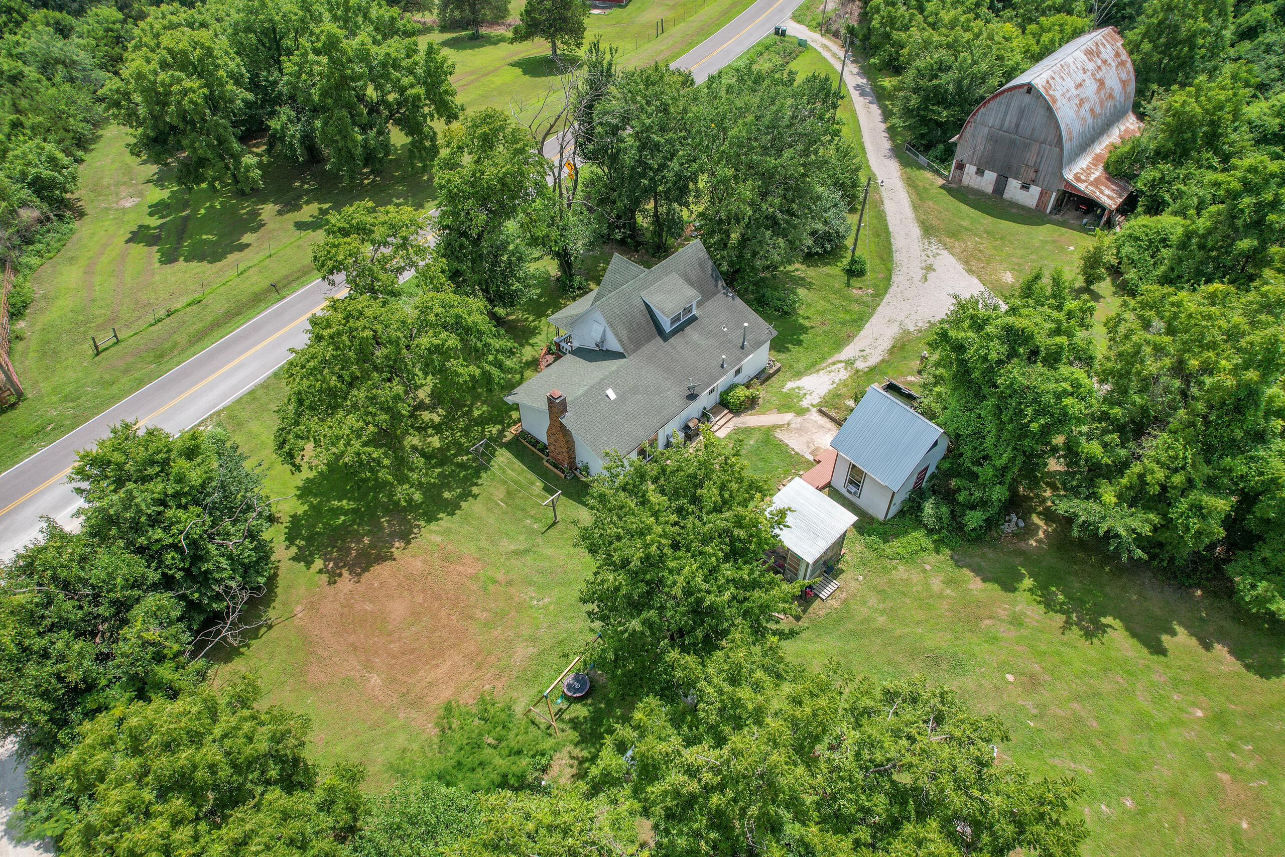main property photo 58