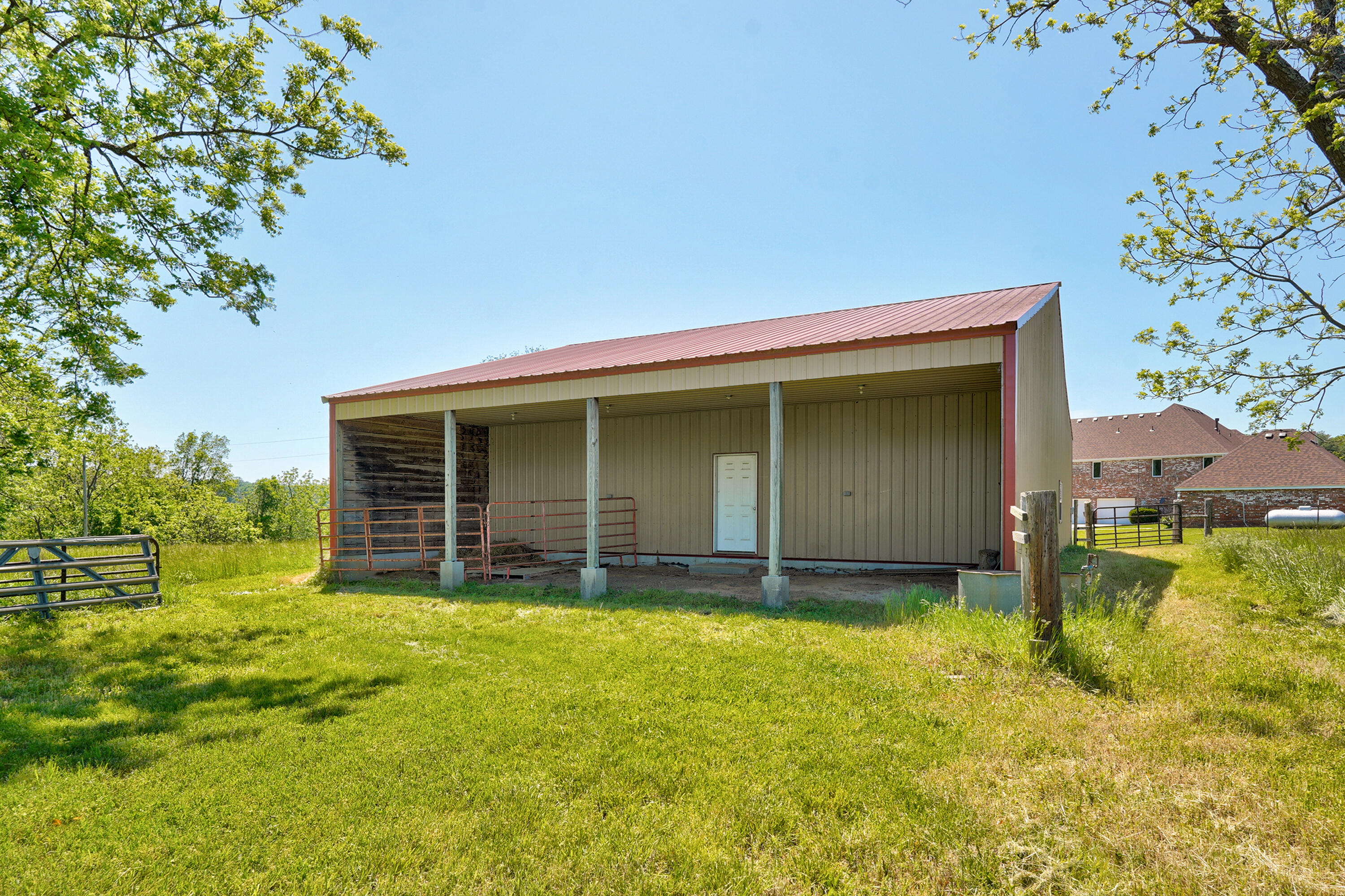 main property photo 57