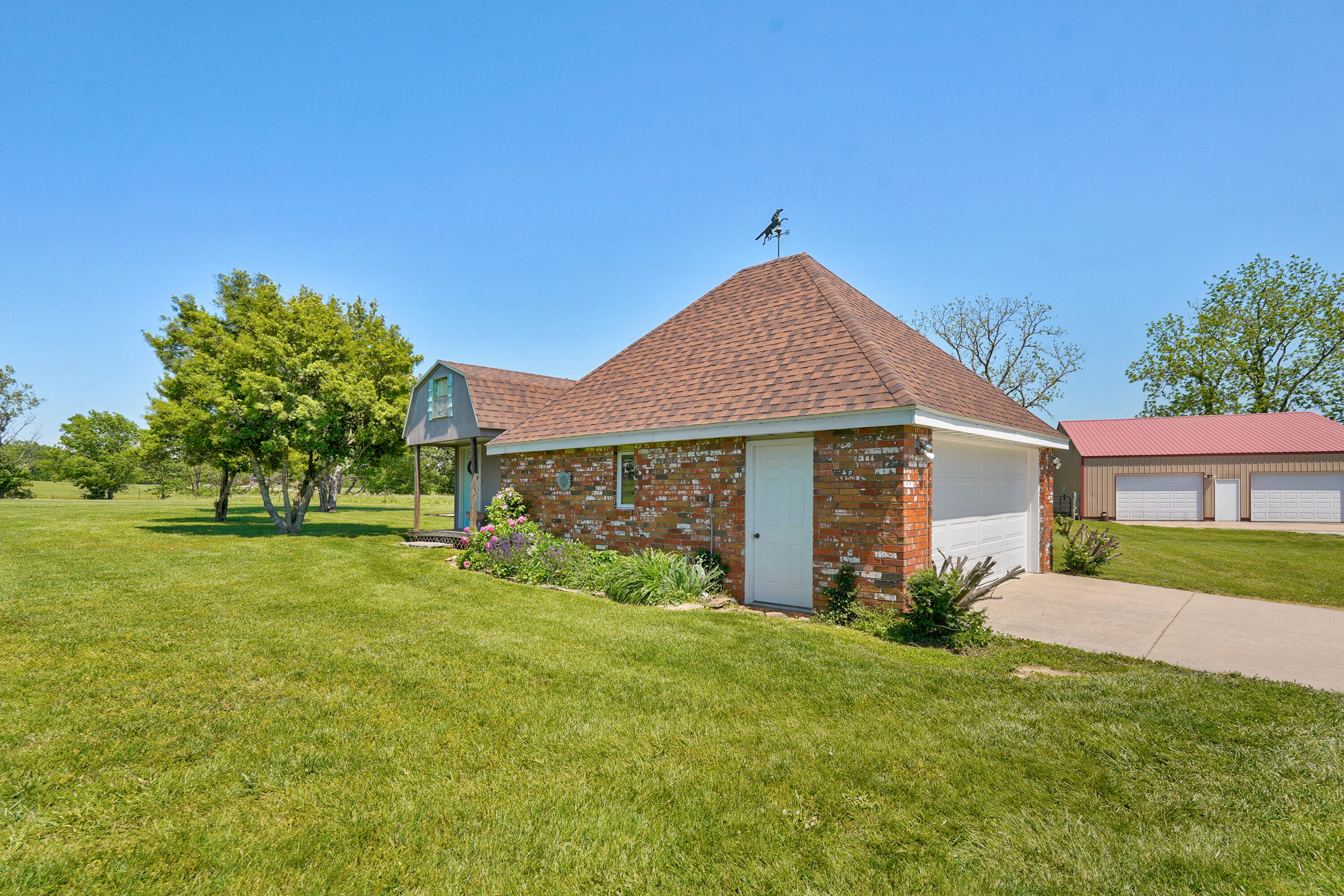 main property photo 60