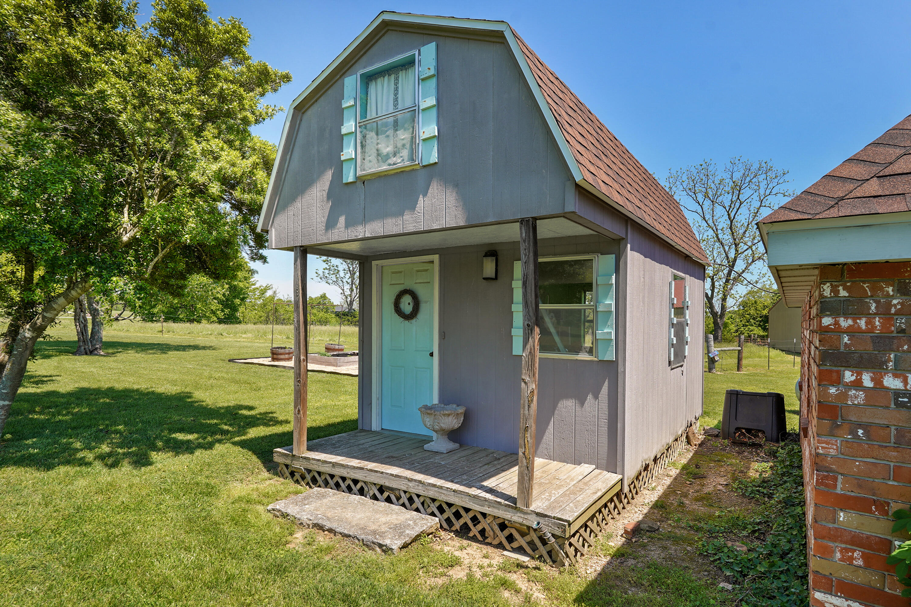 main property photo 61