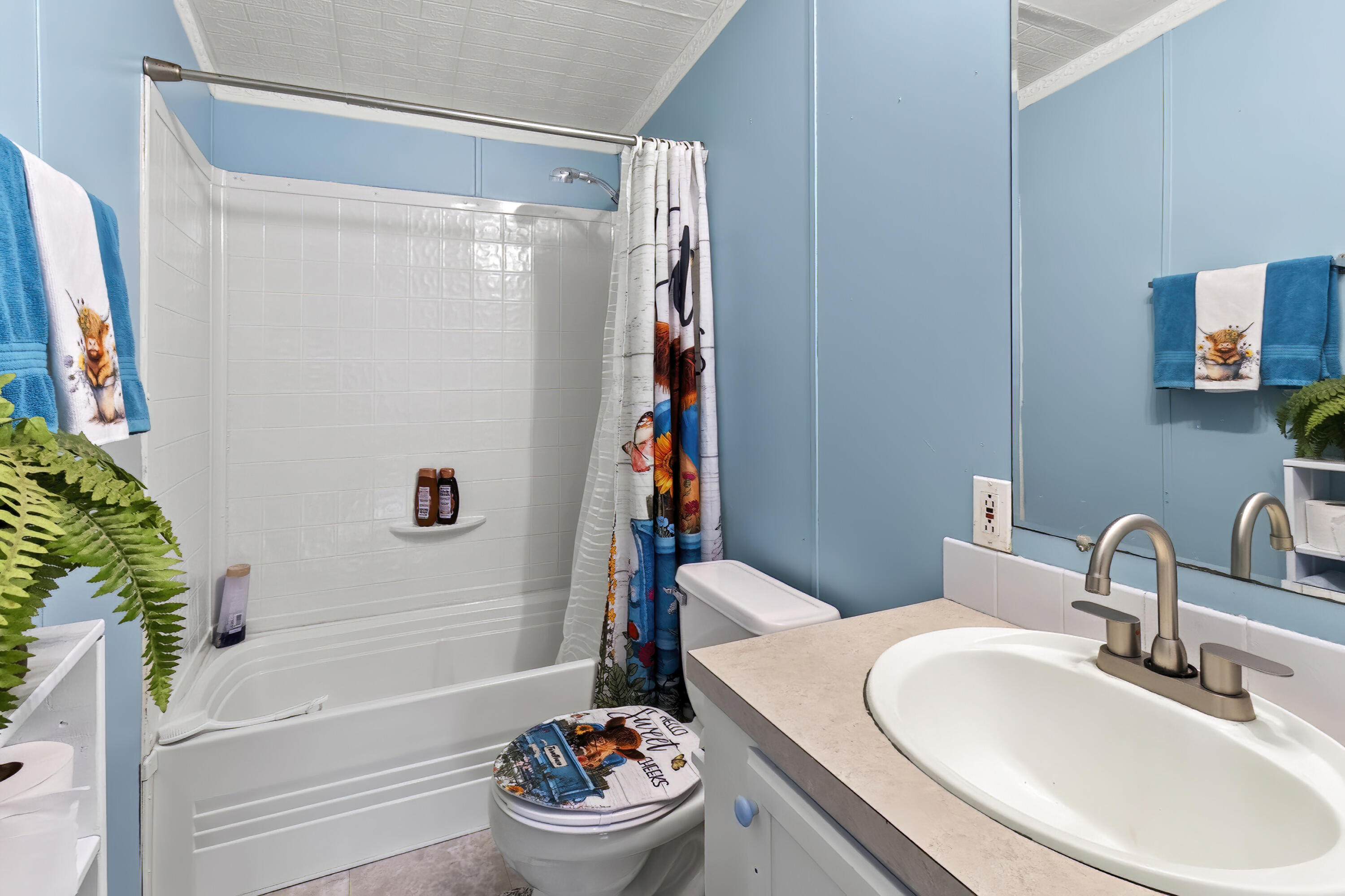 main property photo 23