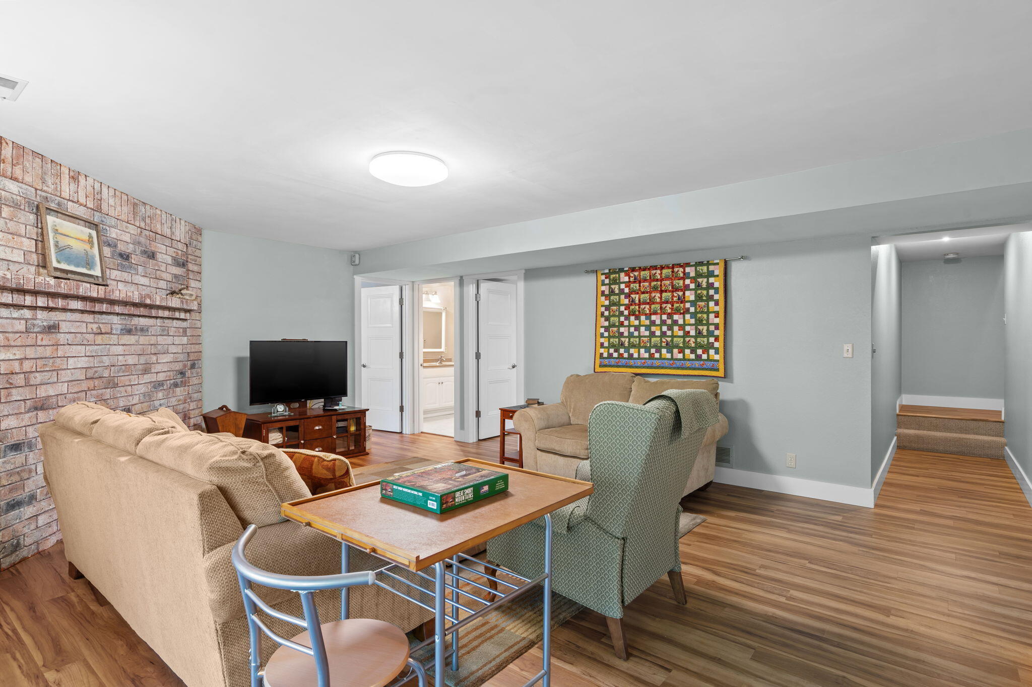 main property photo 41