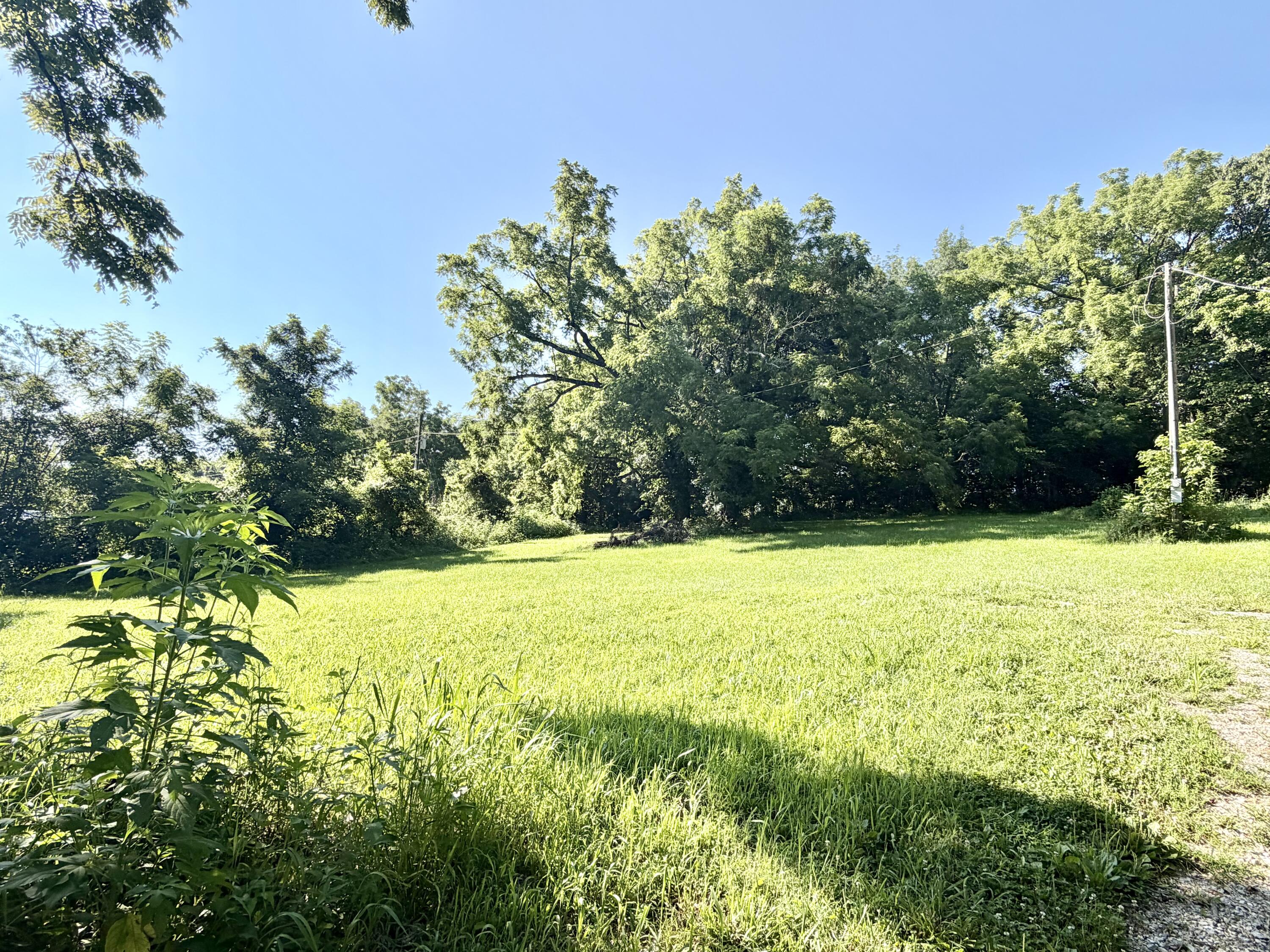 main property photo 30