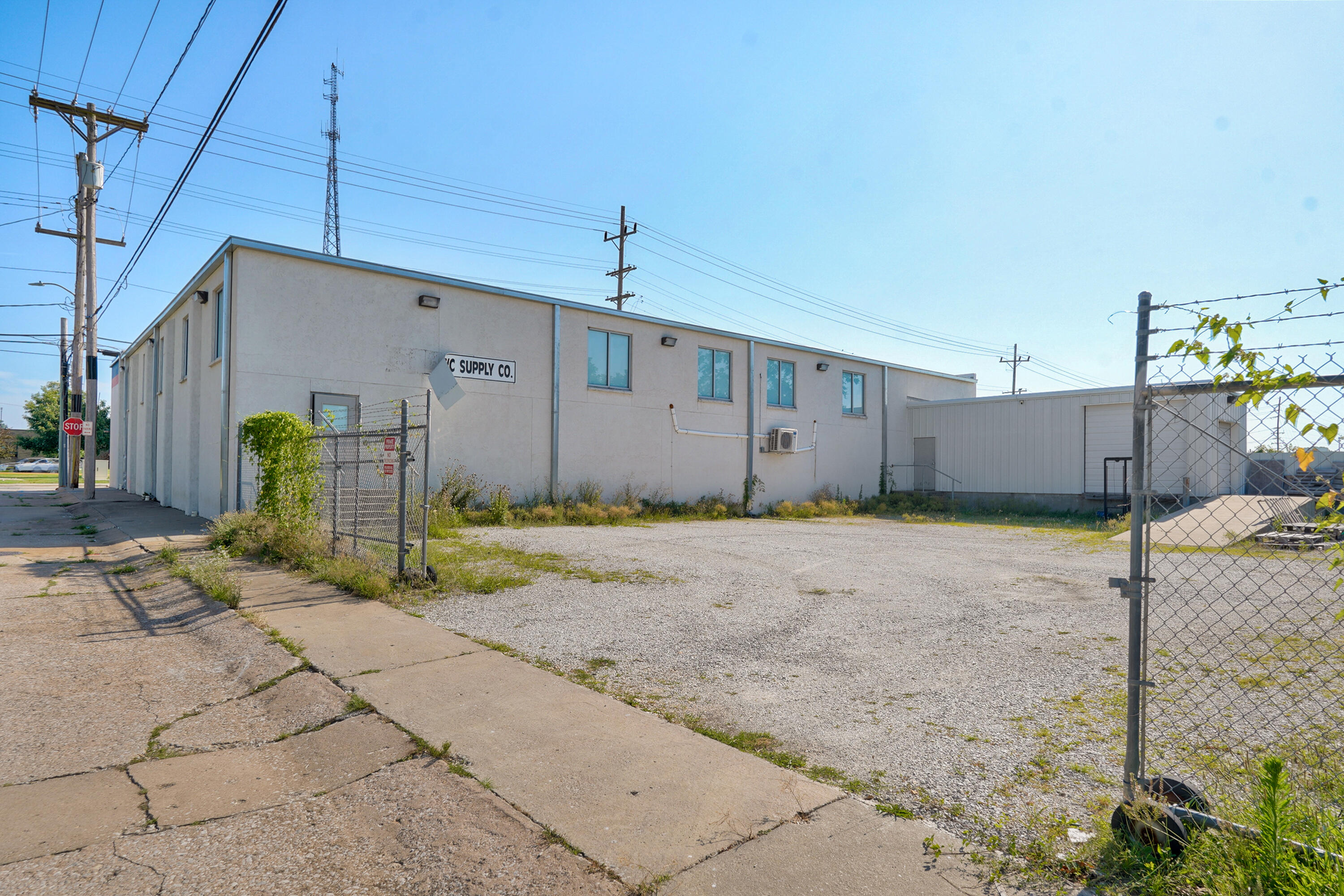 main property photo 2