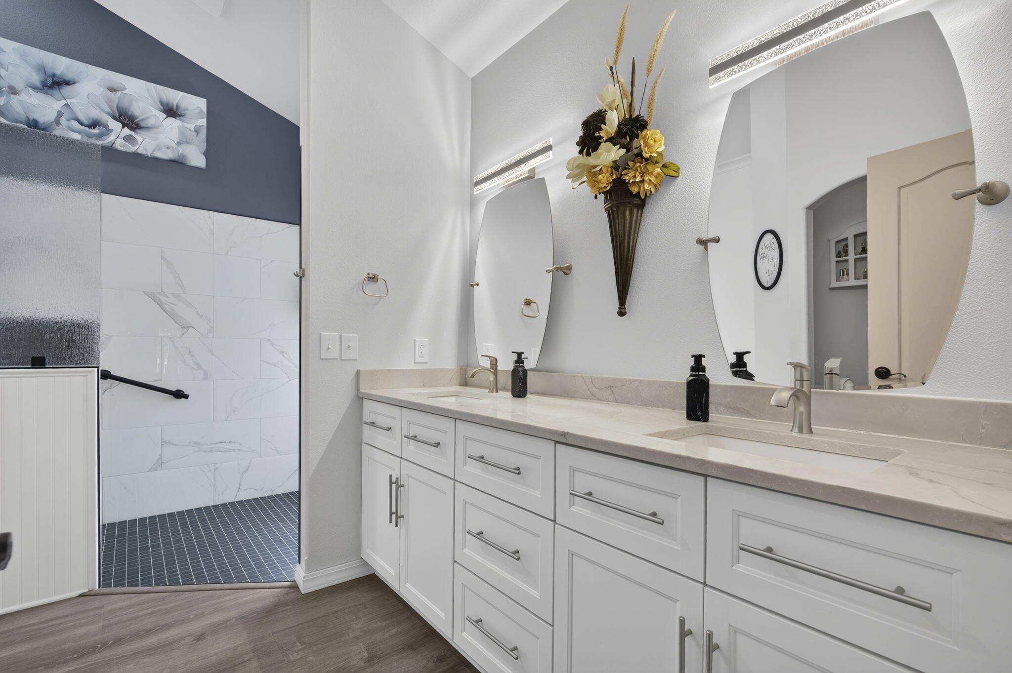 property viewer photo 22