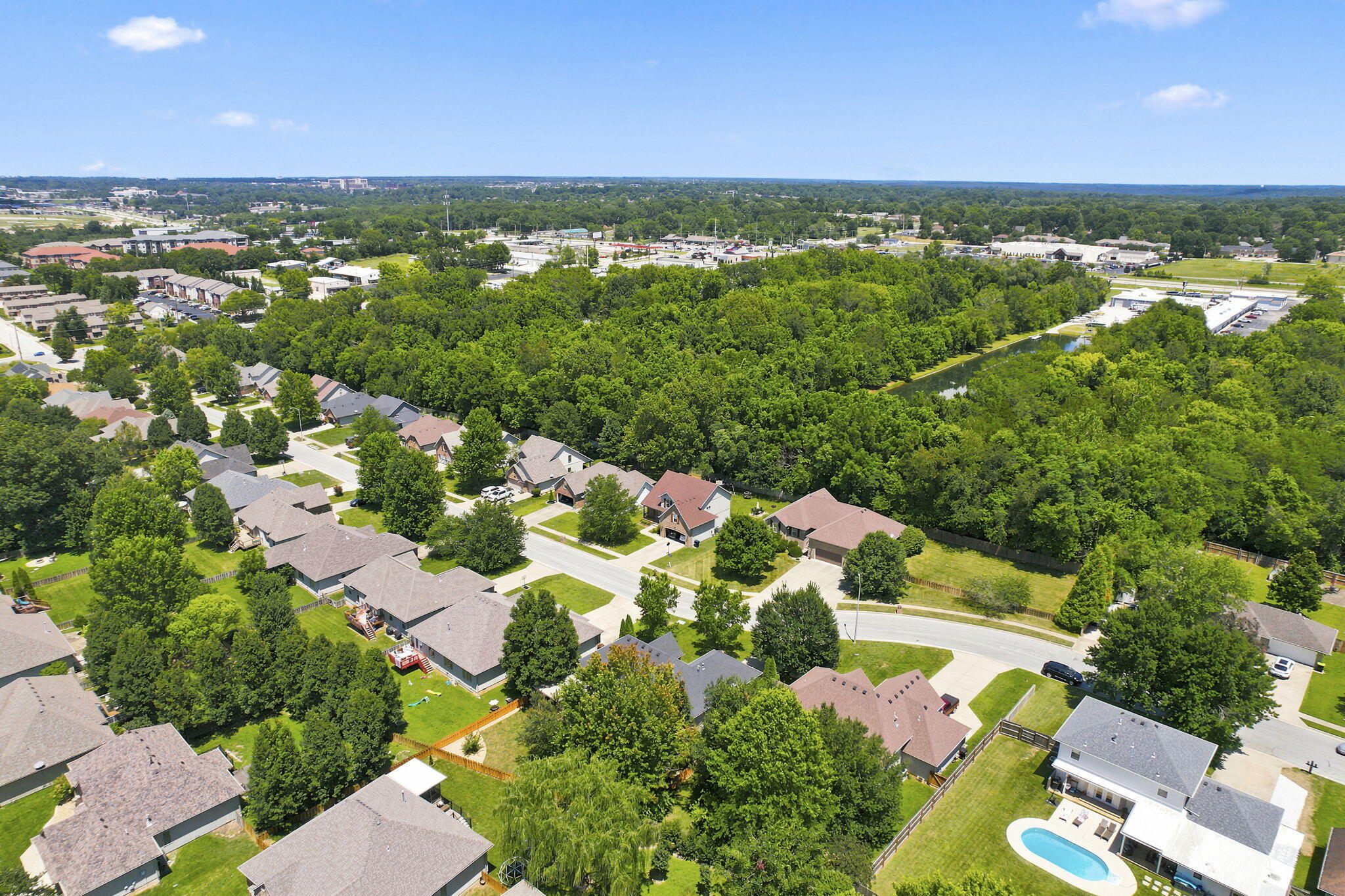 property viewer photo 42
