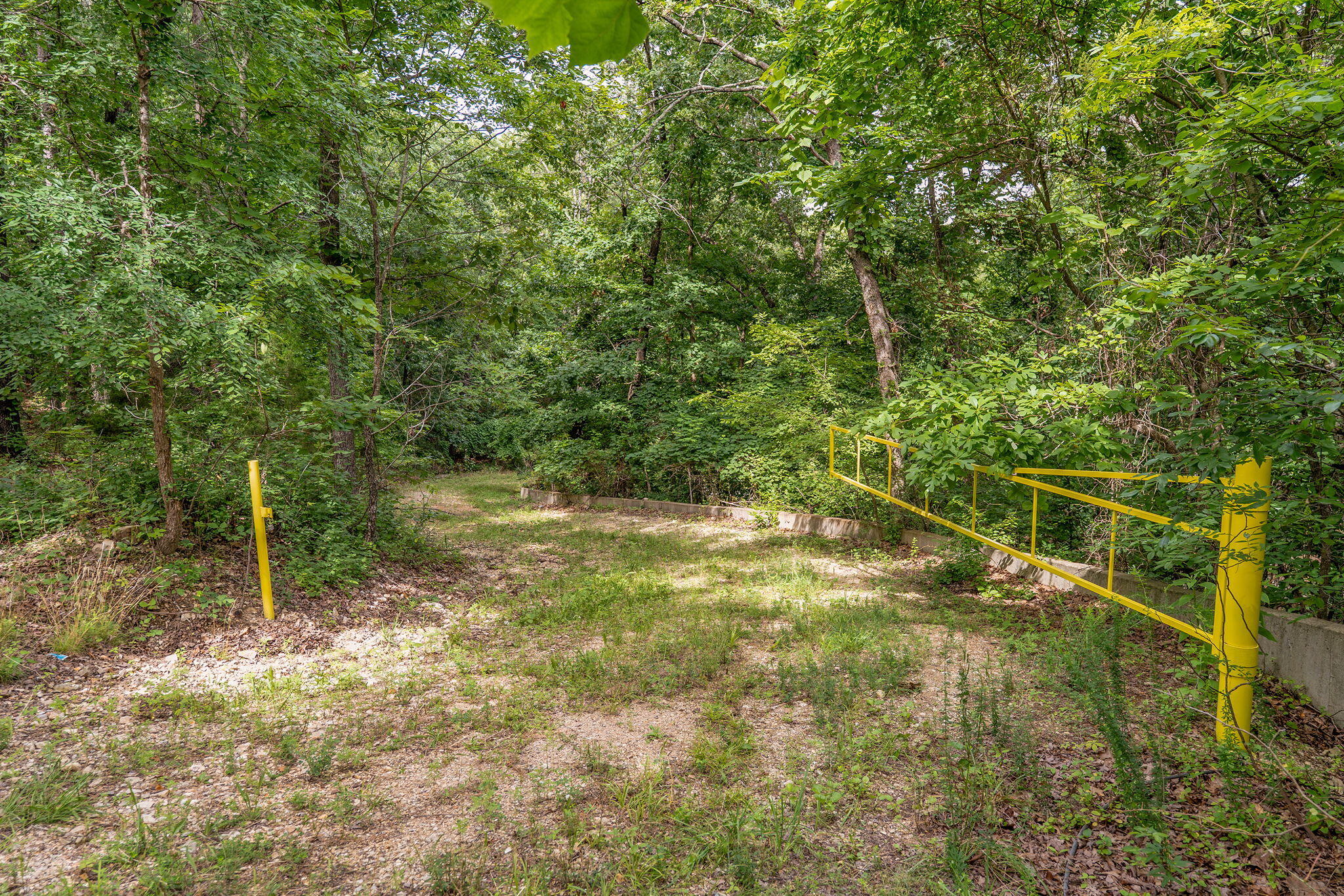 main property photo 8