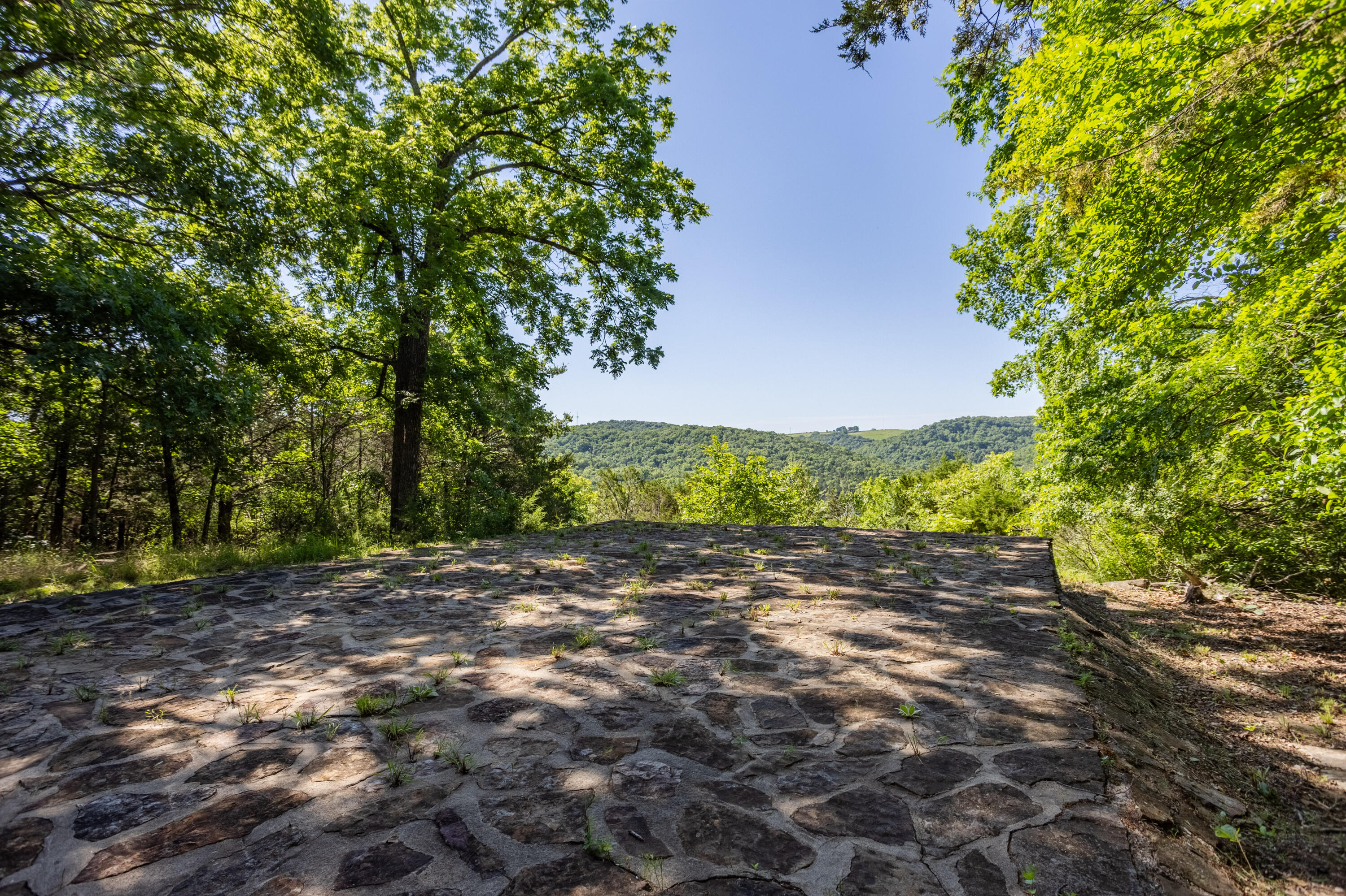 main property photo 28