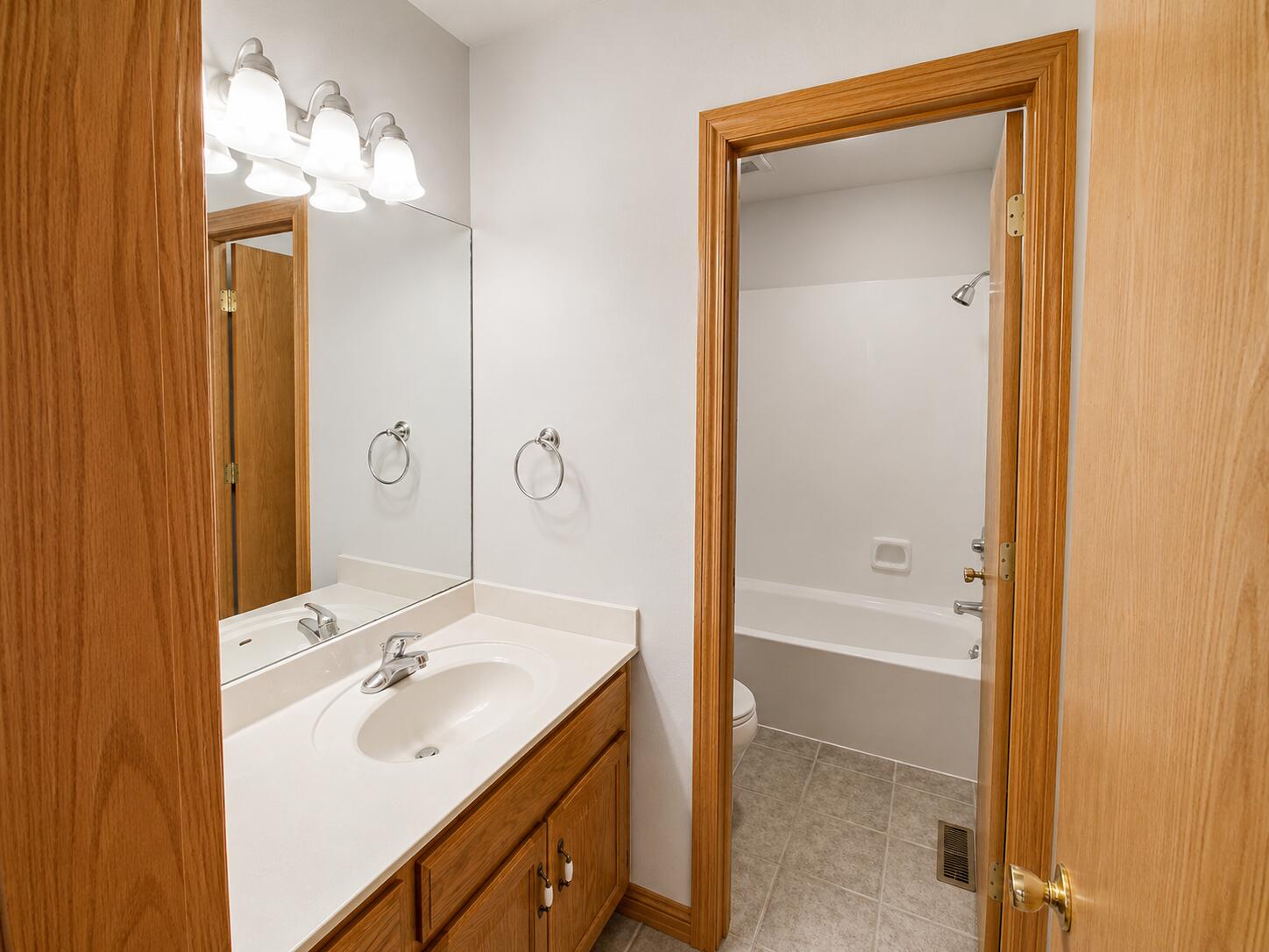 property viewer photo 18