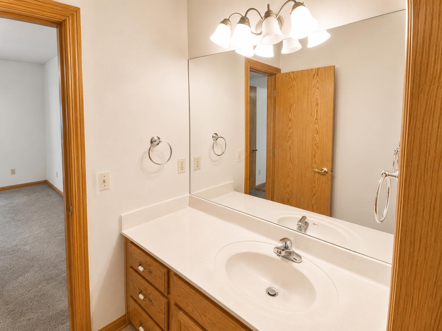 property viewer photo 22