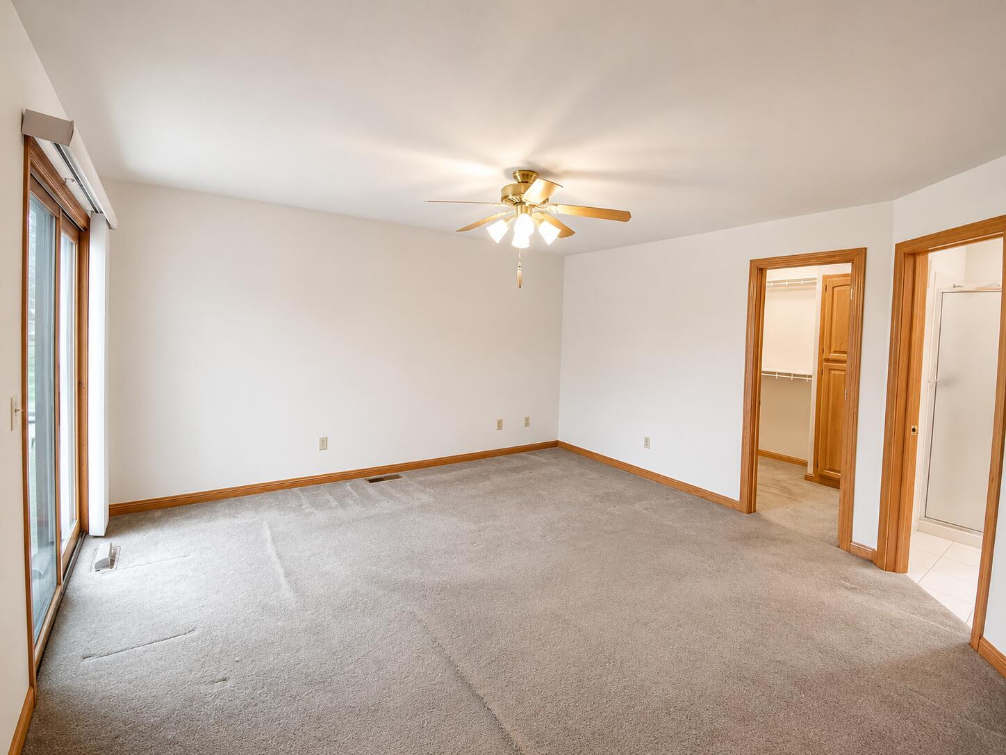 property viewer photo 9