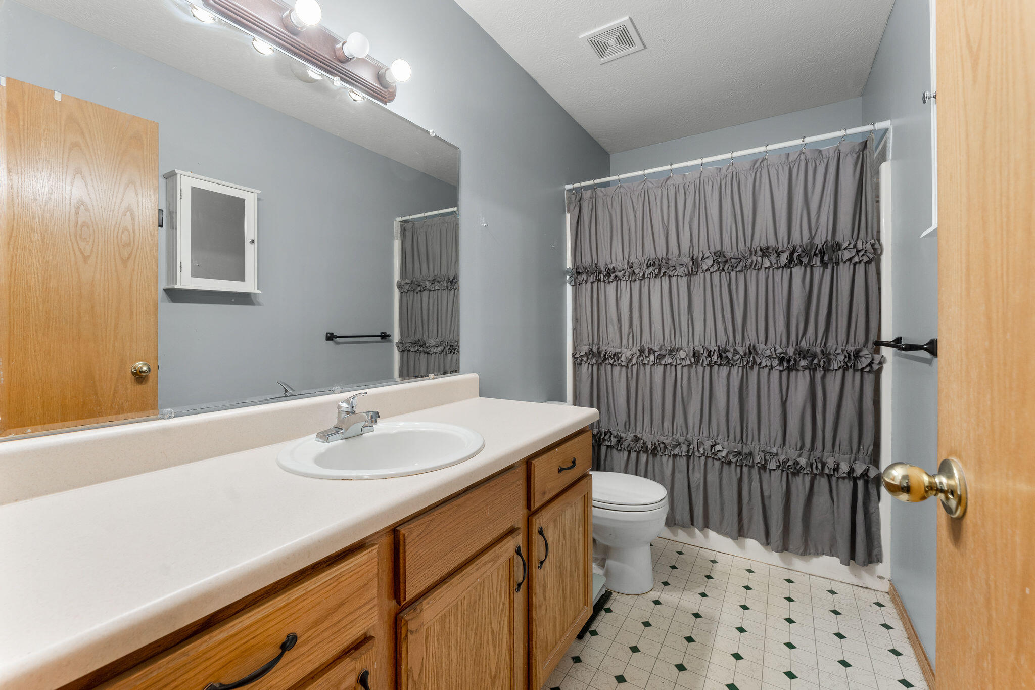 property viewer photo 15