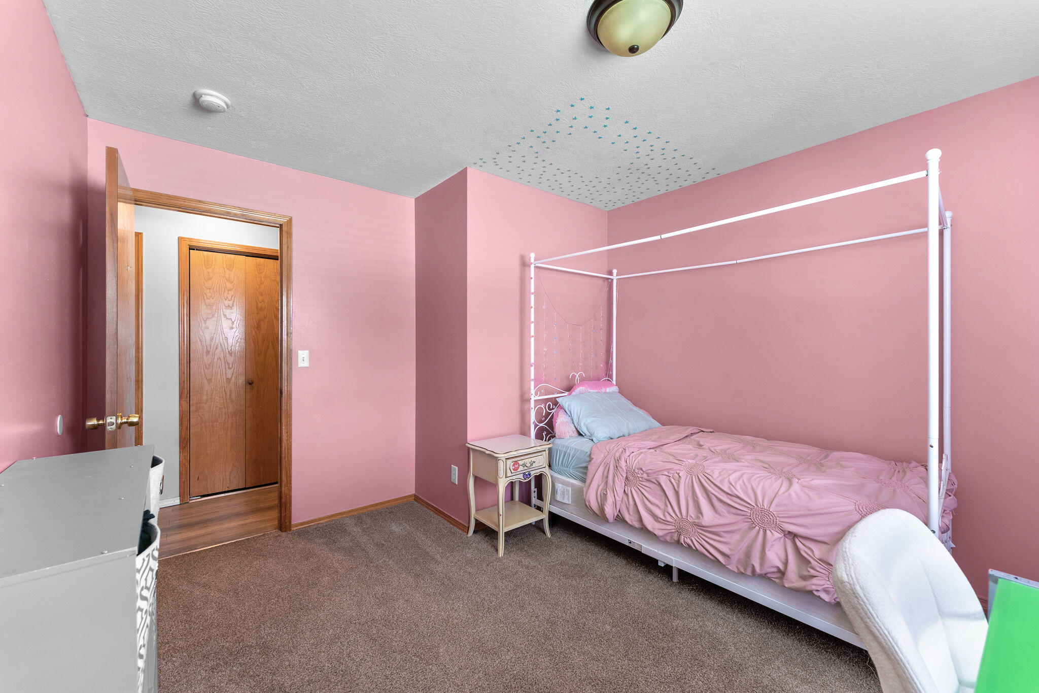 property viewer photo 17