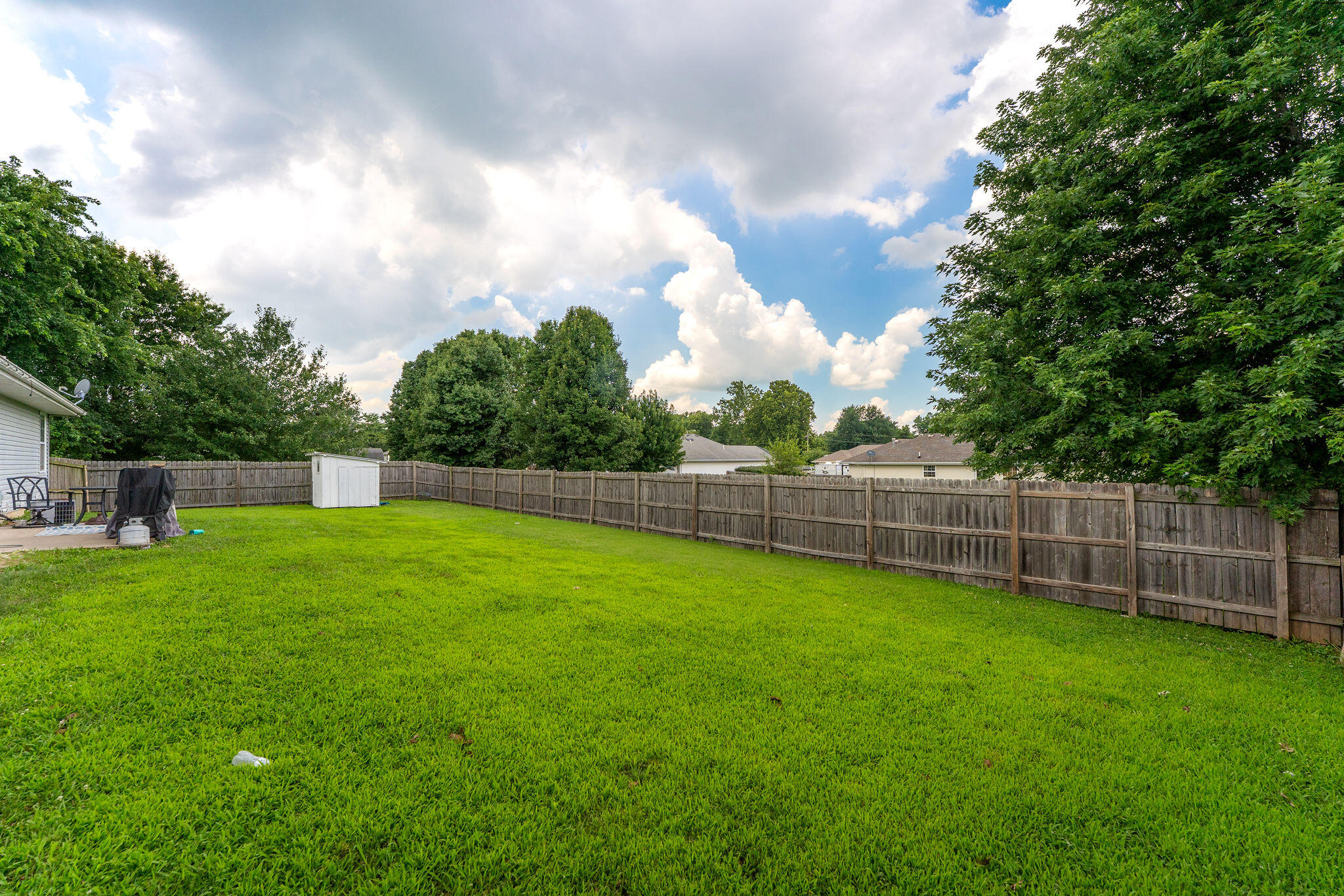 property viewer photo 23