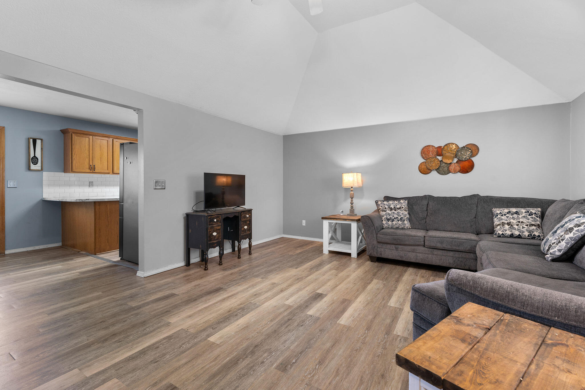 property viewer photo 5