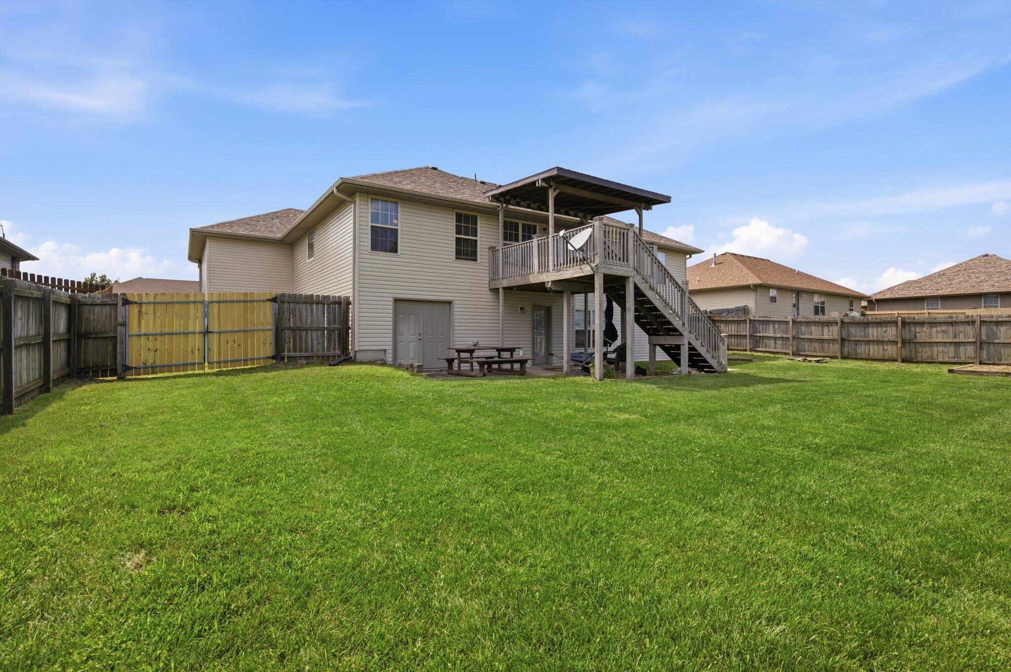 main property photo 39