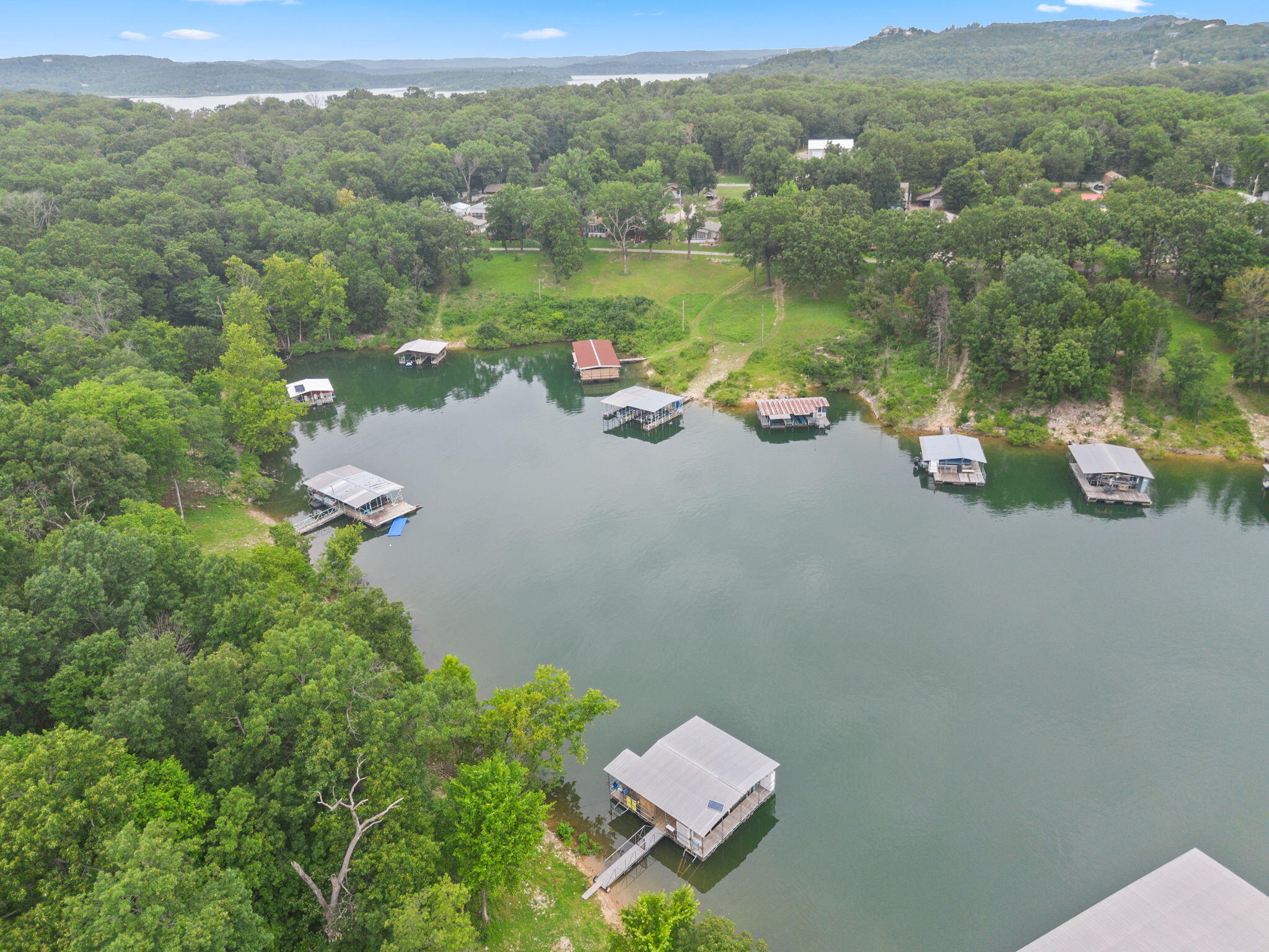 main property photo 50