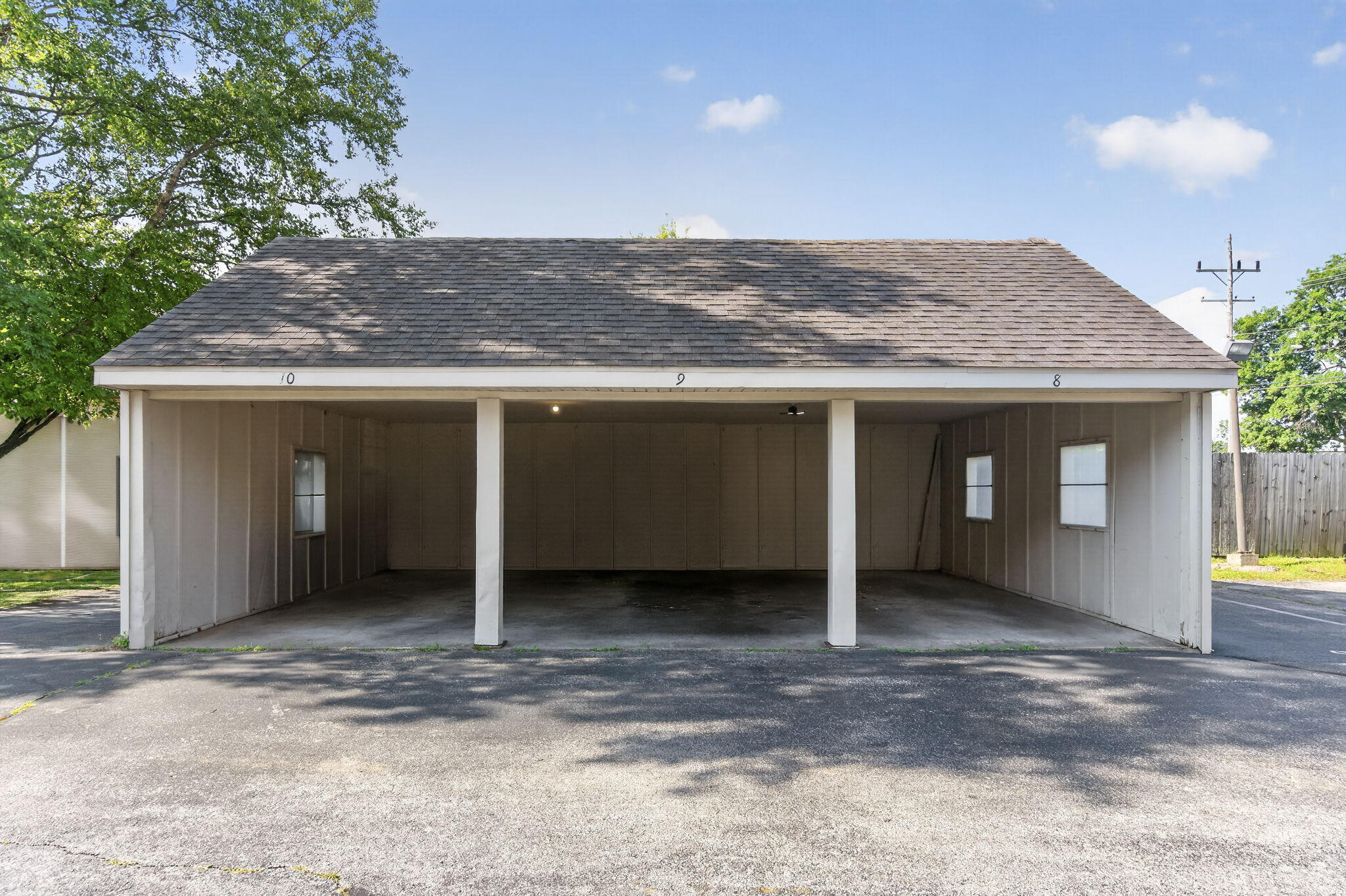 main property photo 22