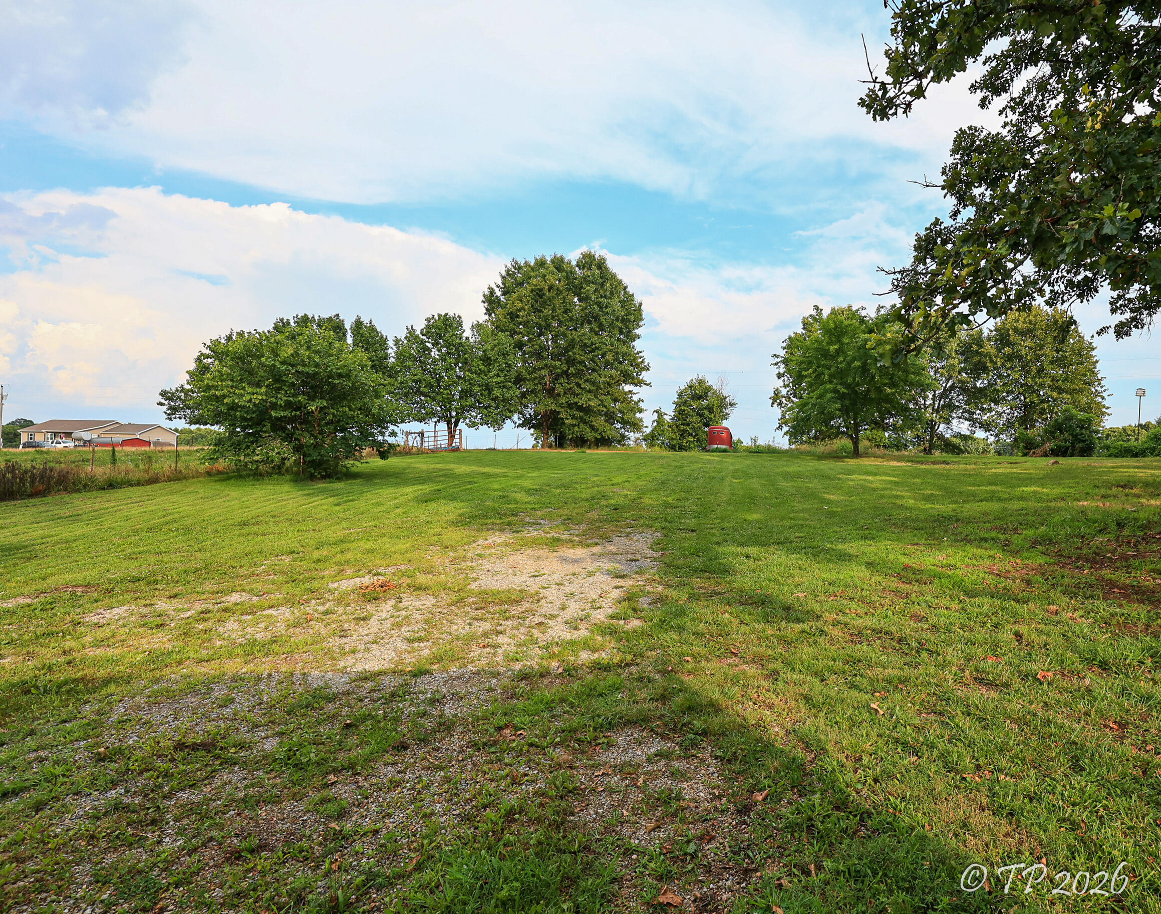 main property photo 50