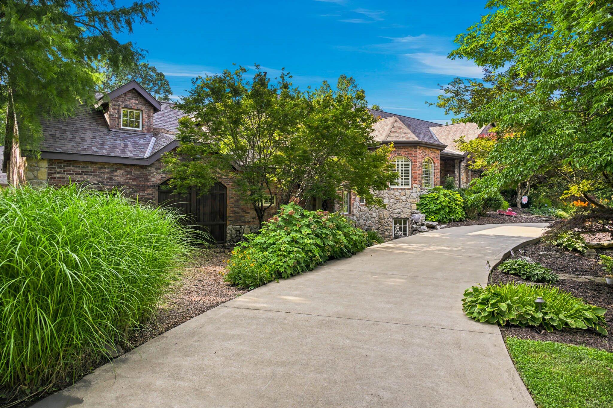 main property photo 5