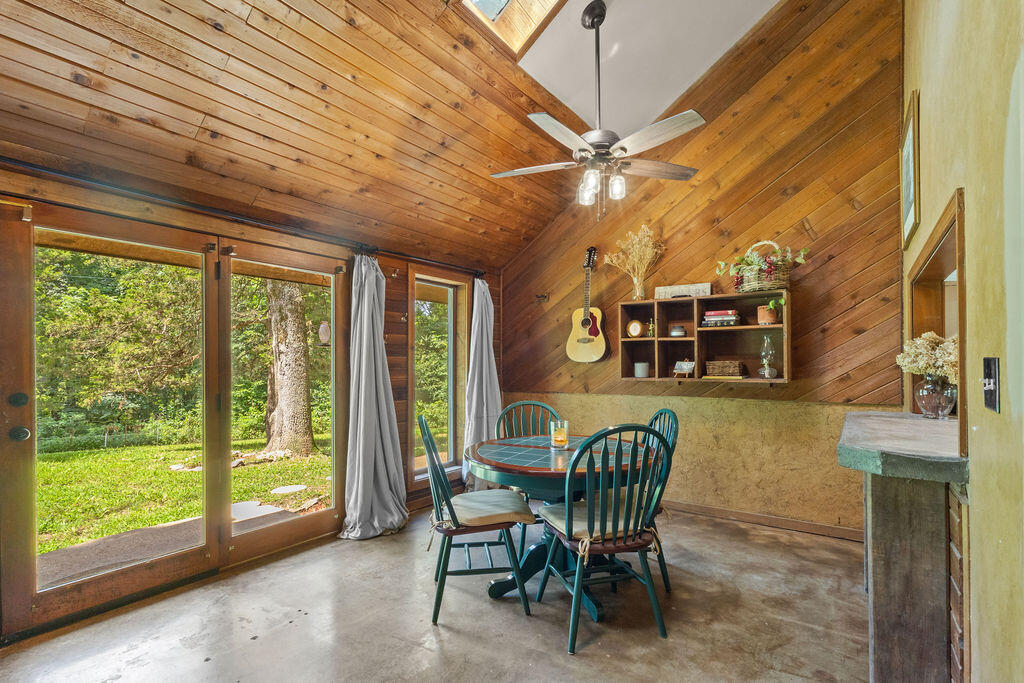 main property photo 44