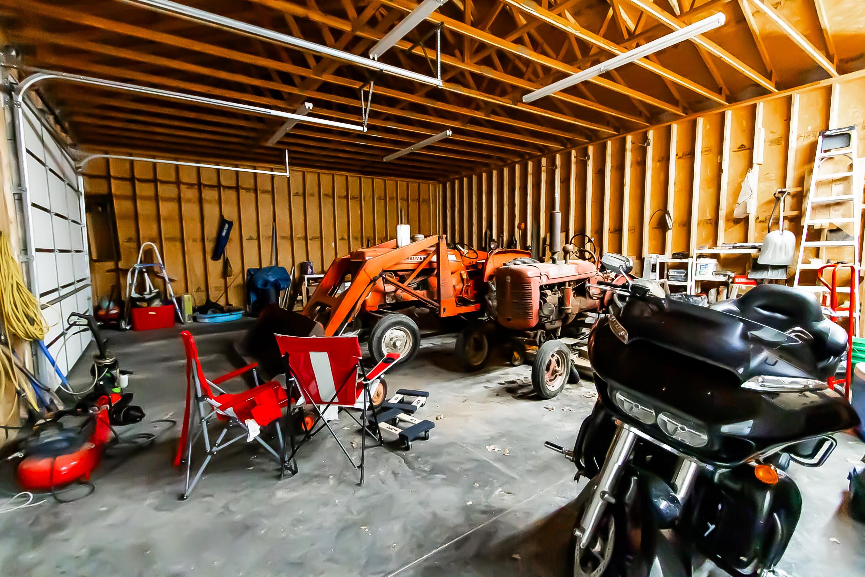 main property photo 58
