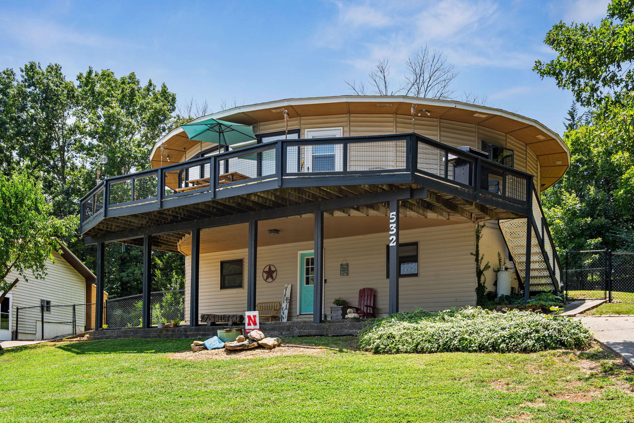 main property photo 39