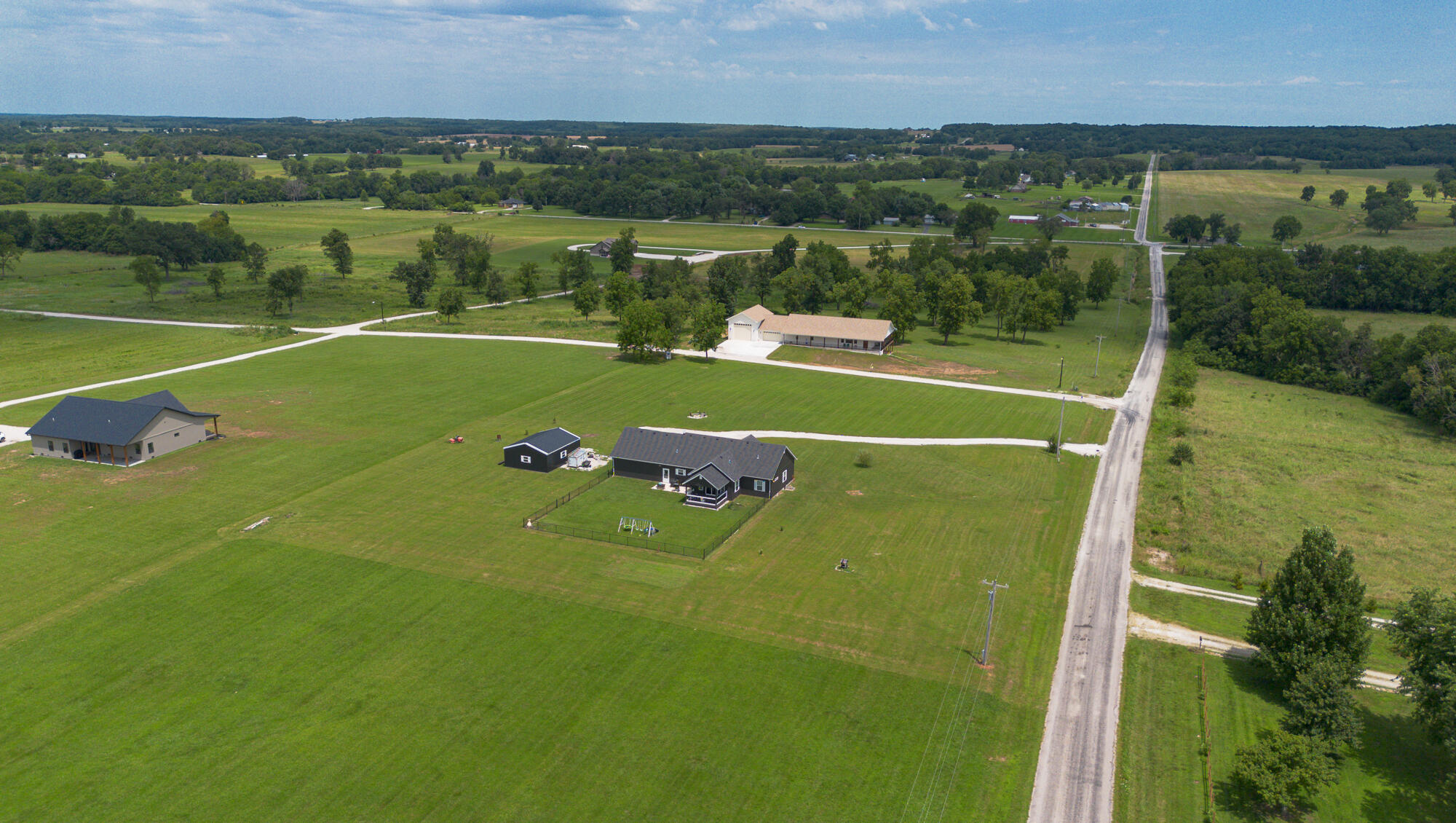main property photo 41