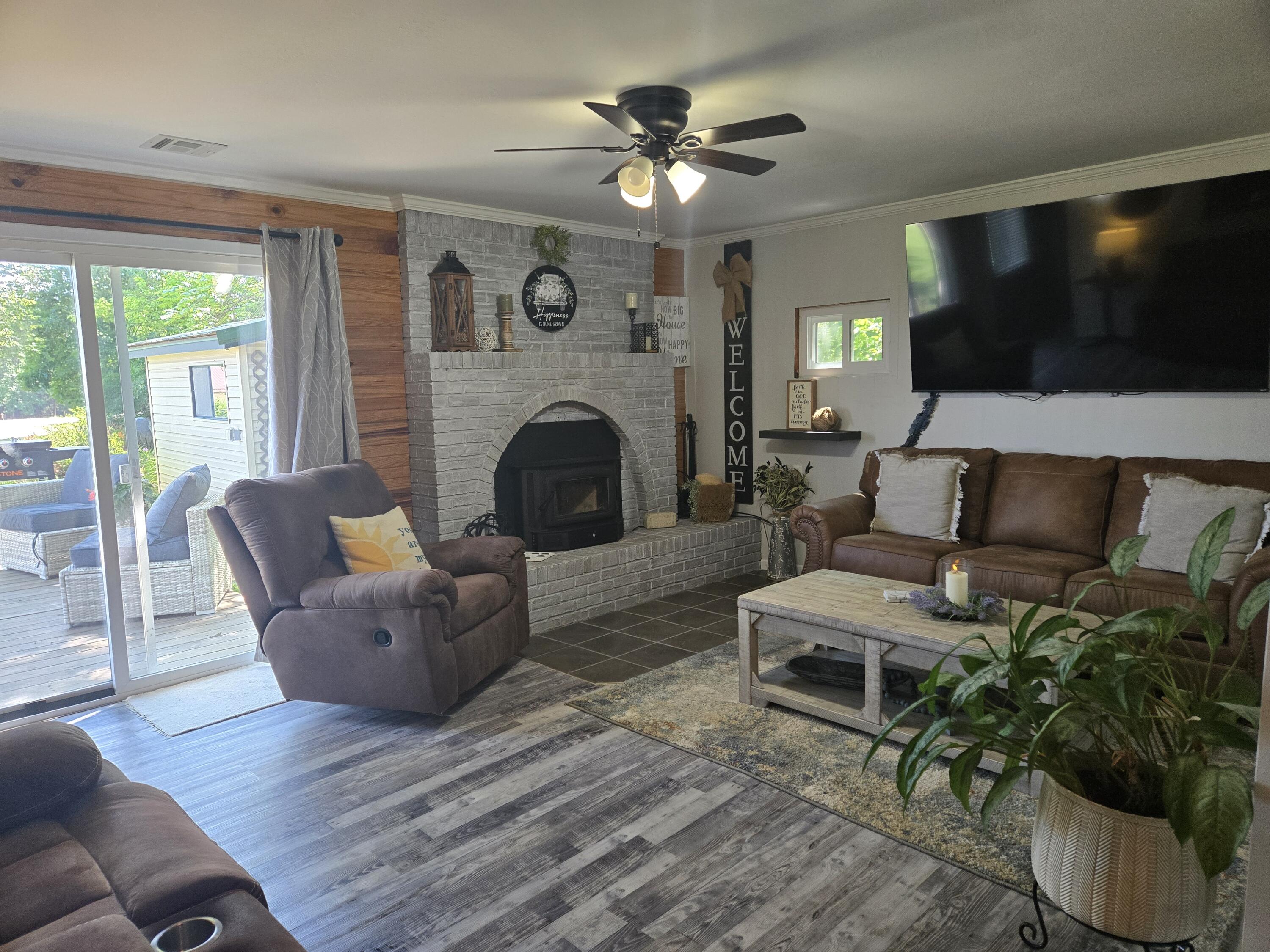 main property photo 83