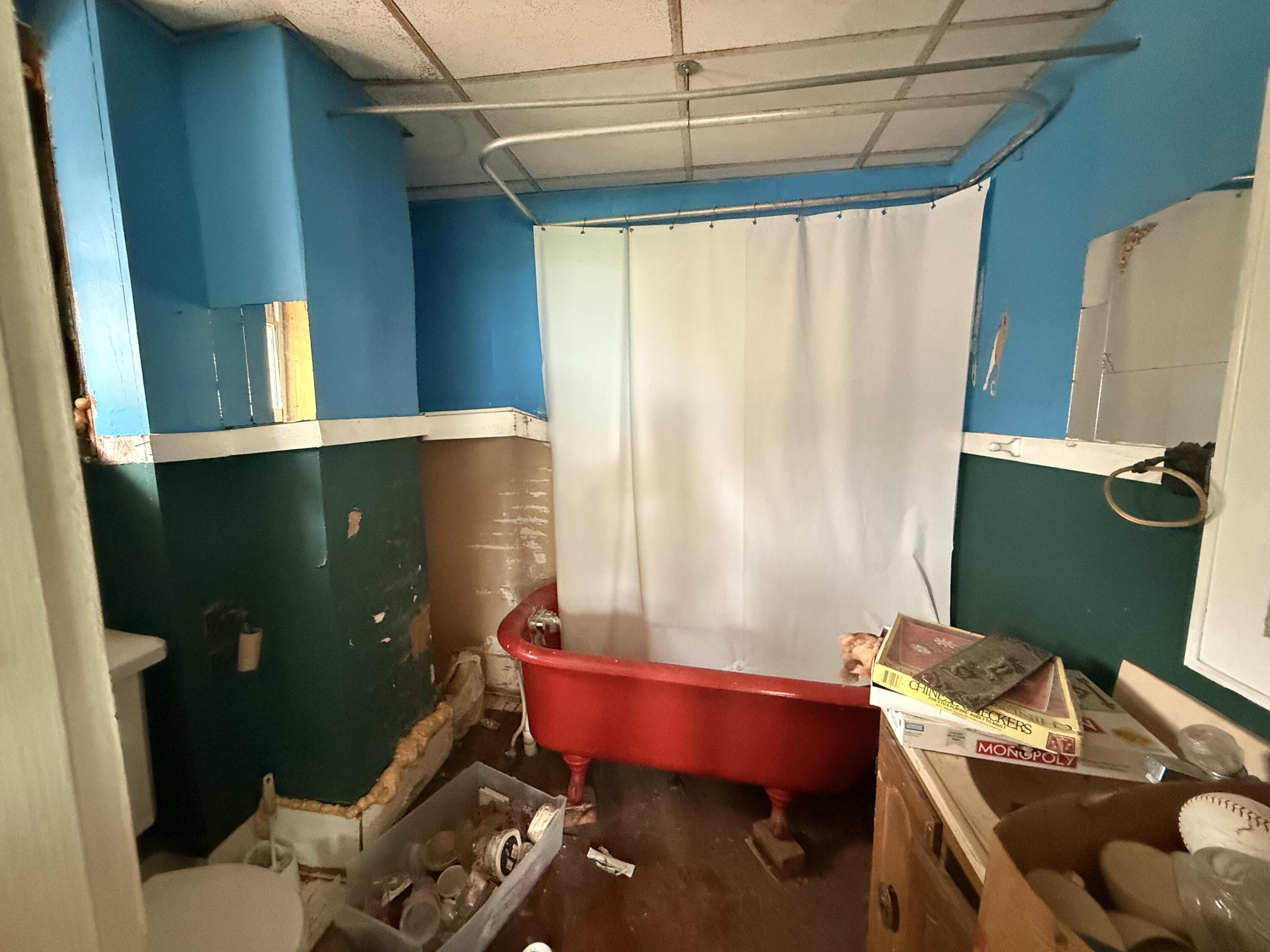 main property photo 14