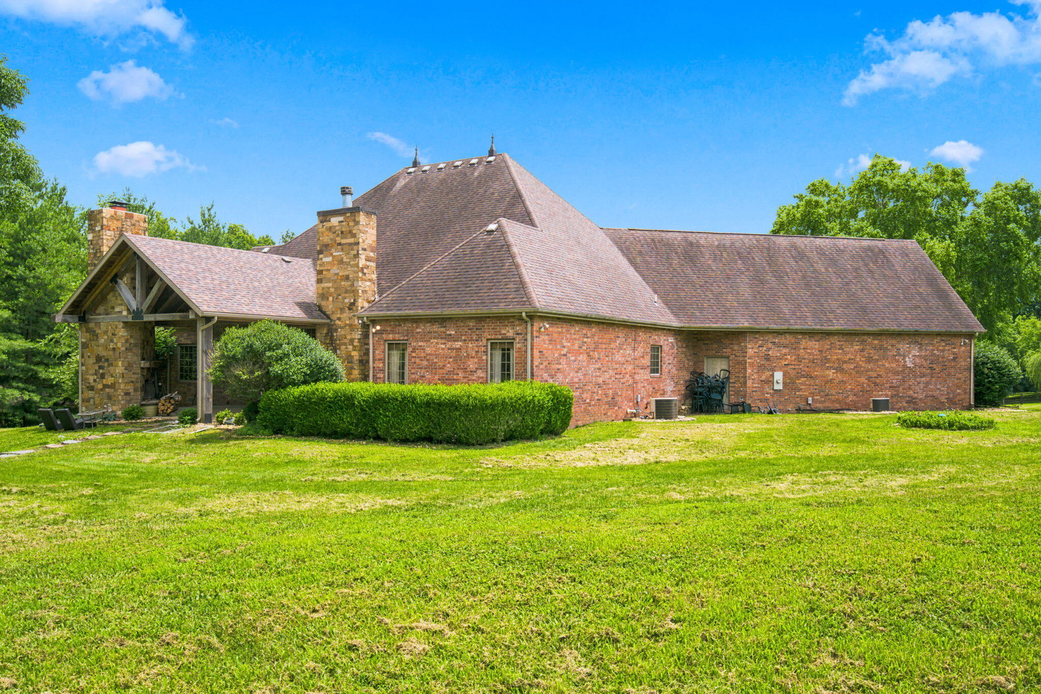 main property photo 44
