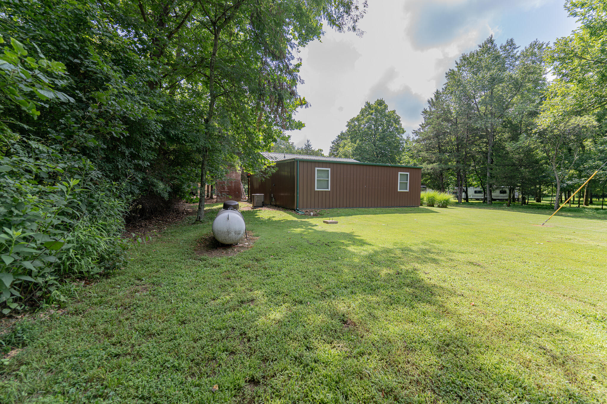 main property photo 32