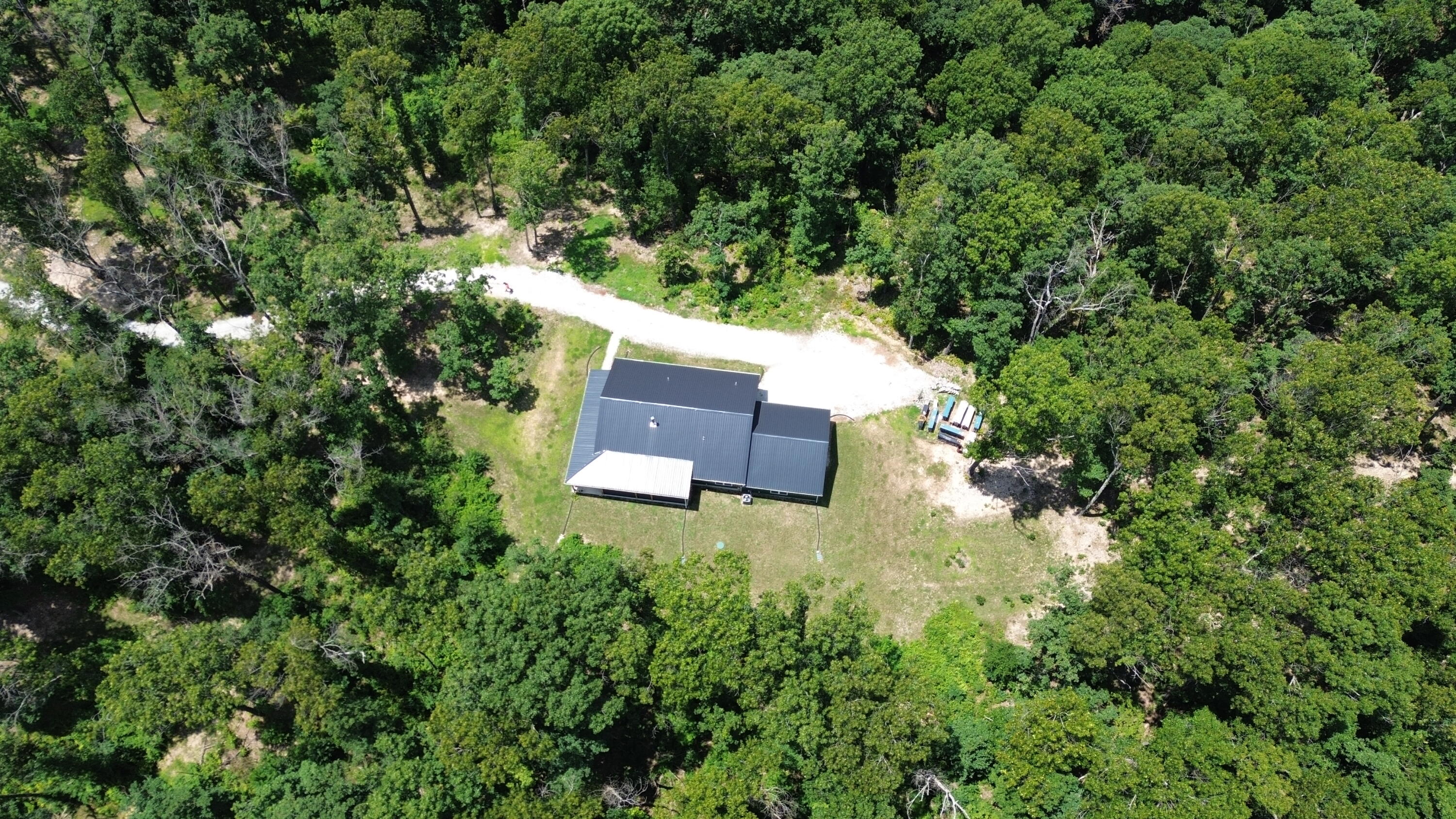 main property photo 13