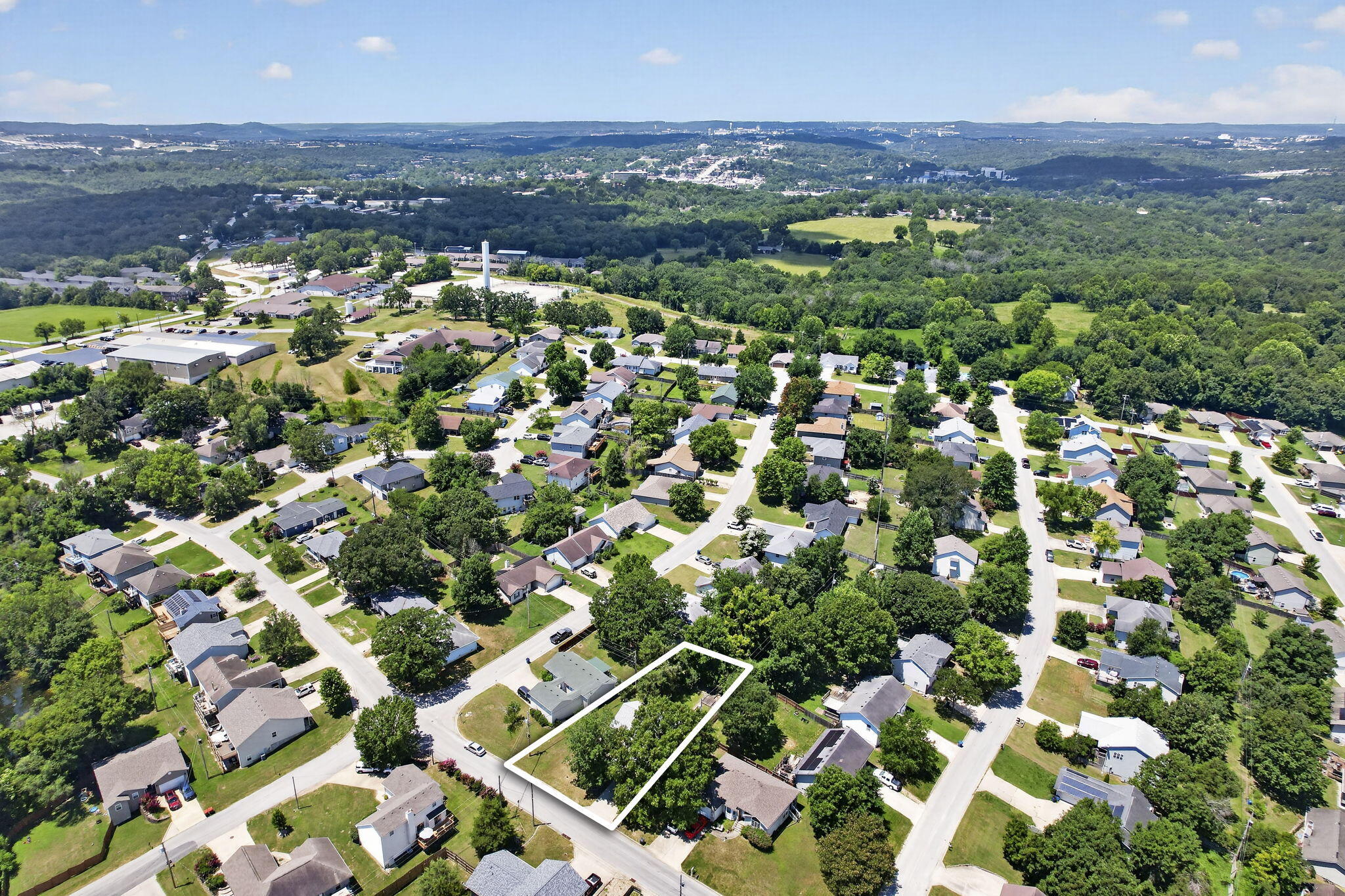 main property photo 29